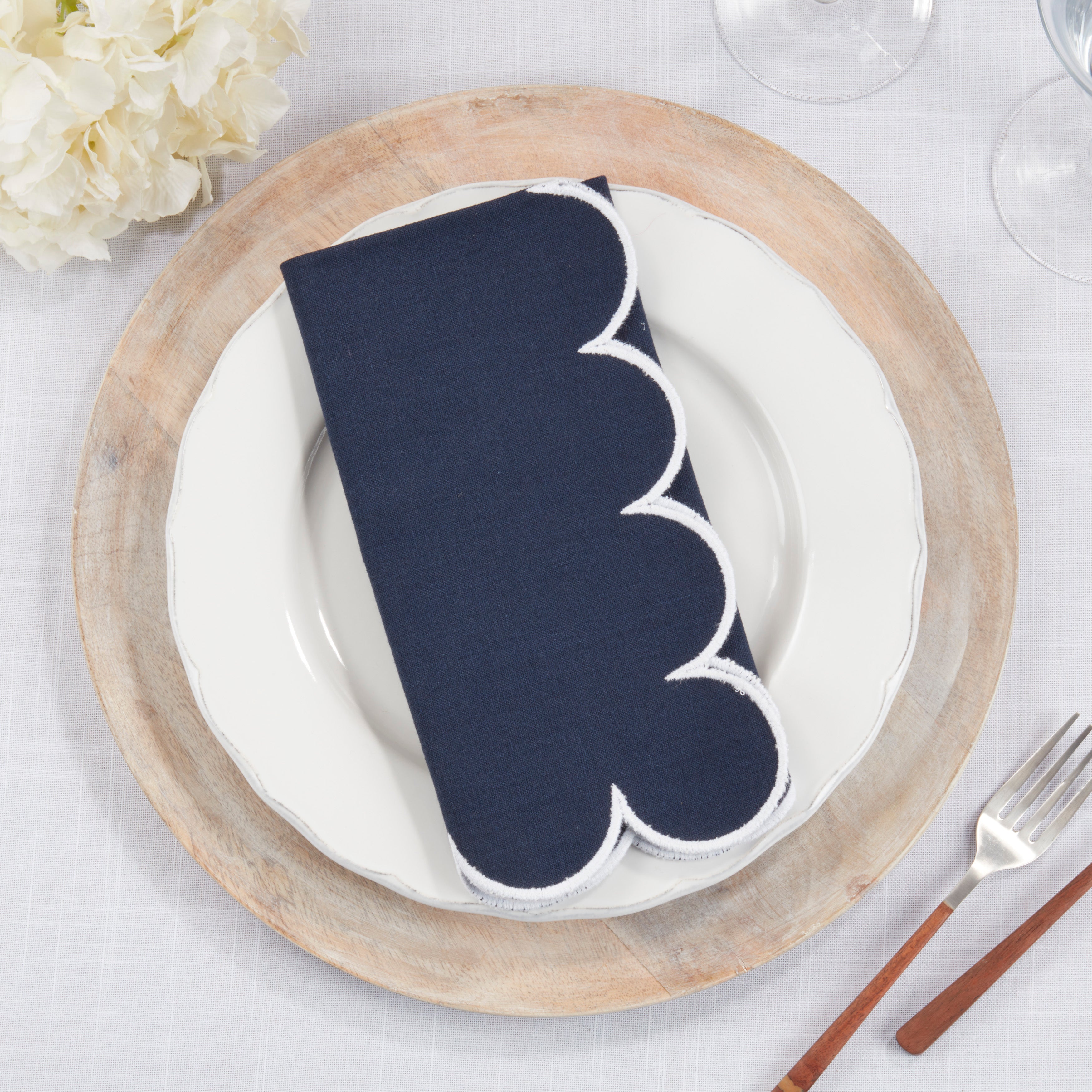 Scalloped Hem Napkin, Set of 4