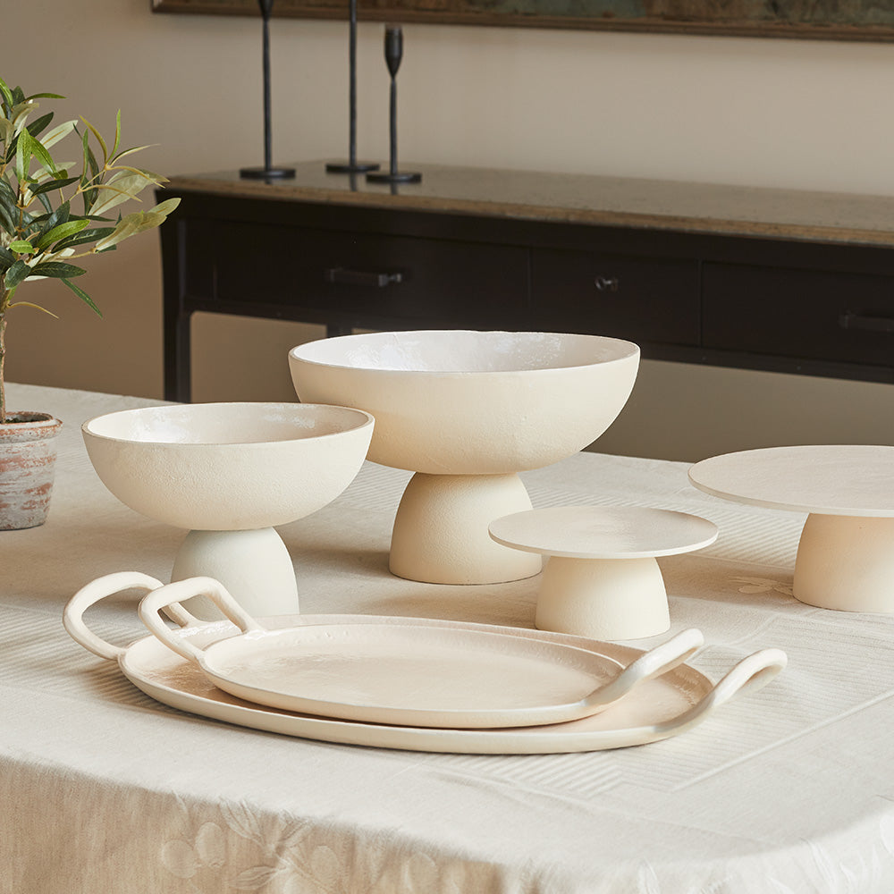 Close up of Creme Bowl