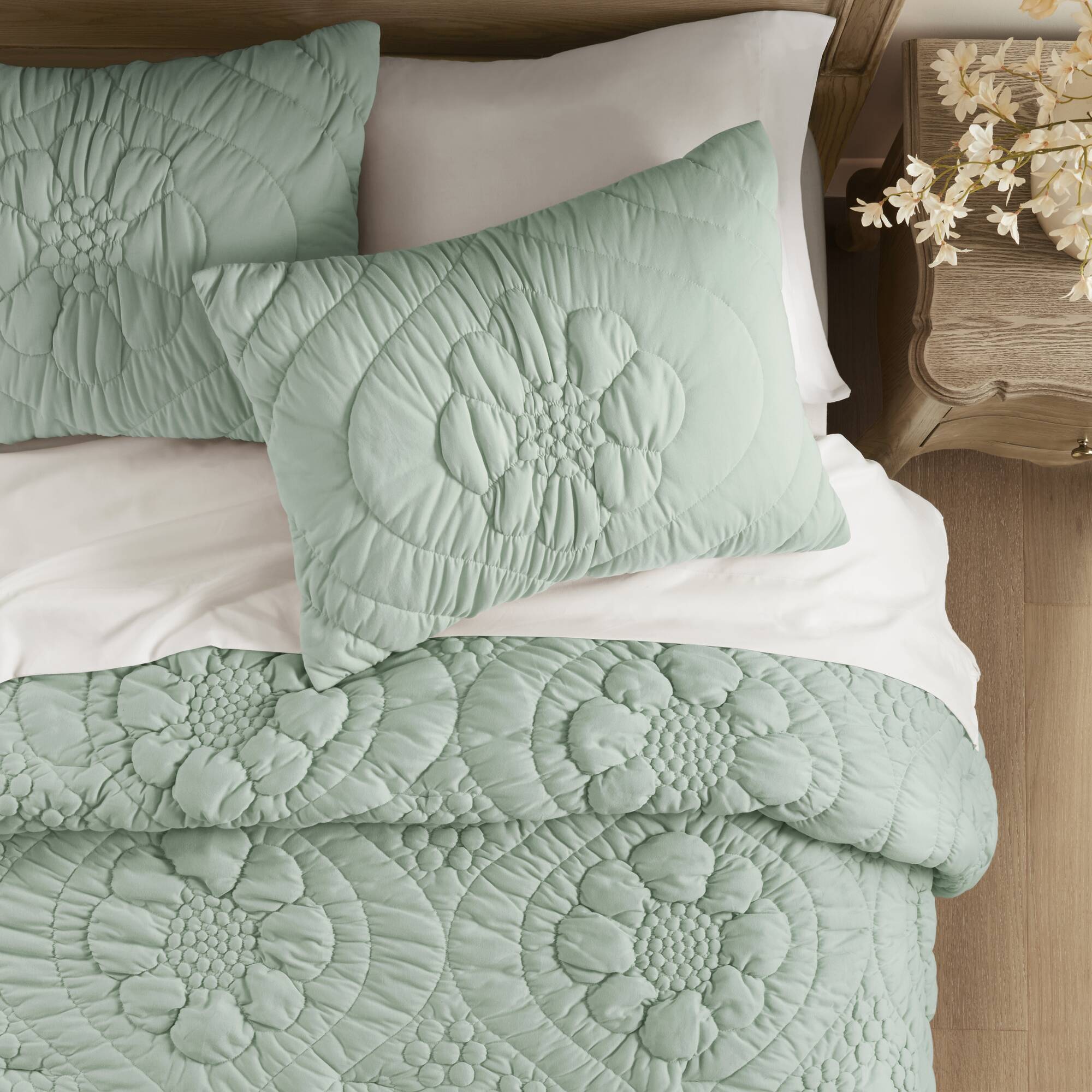 3-Piece Romantic Floral Comforter Set