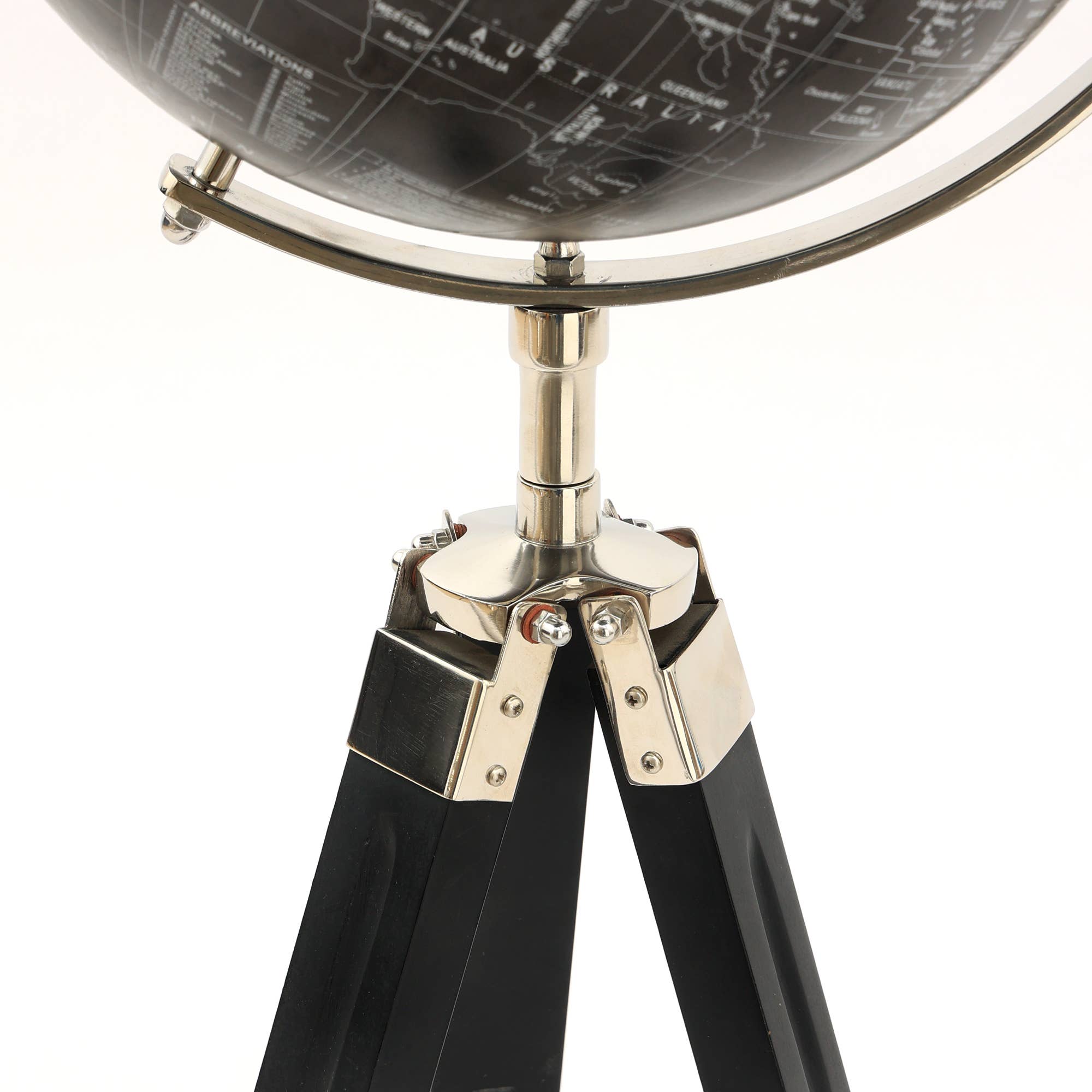 Tabletop Aluminum Electroplated Globe With Stand