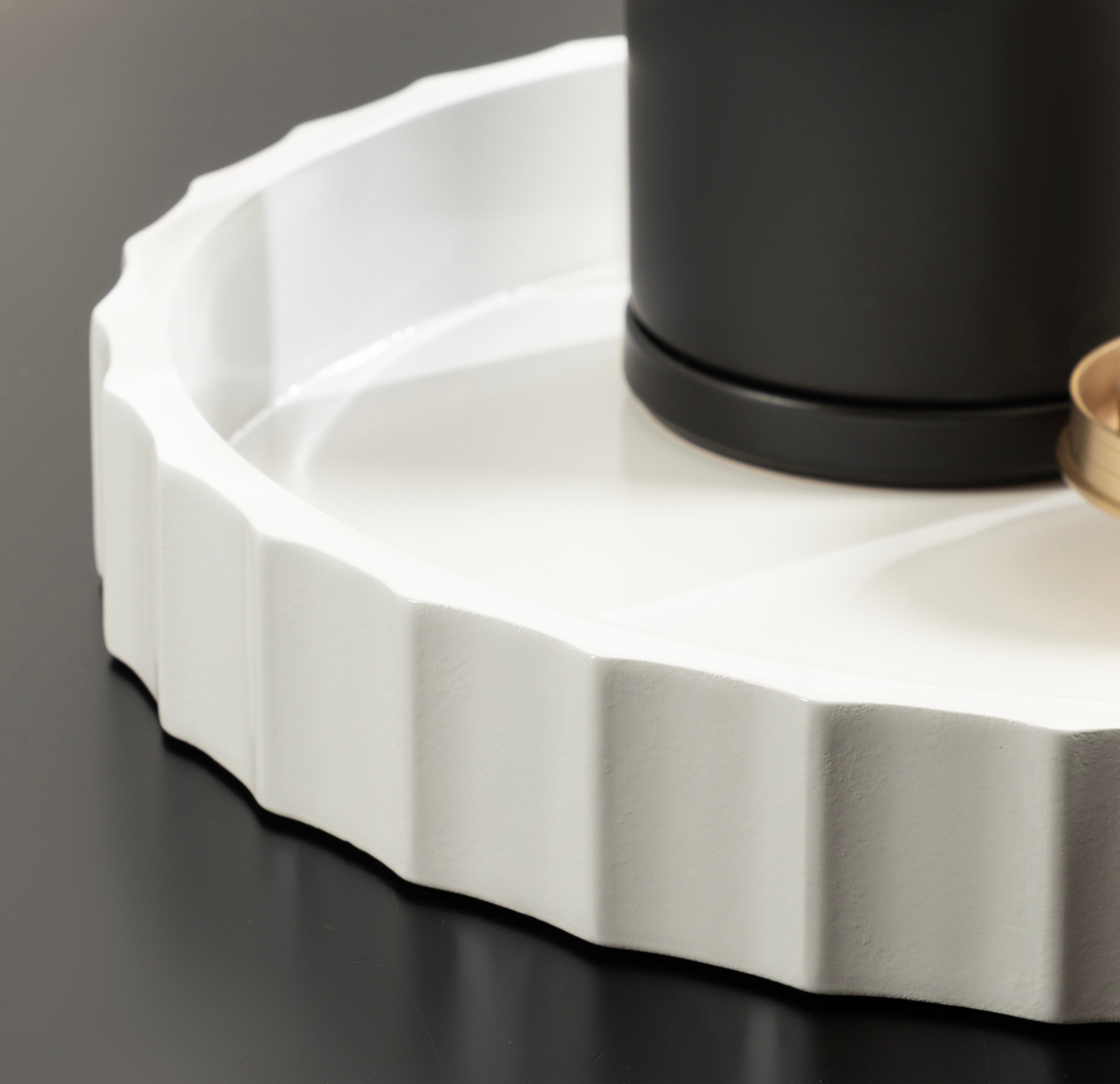 Lissi Round Tray