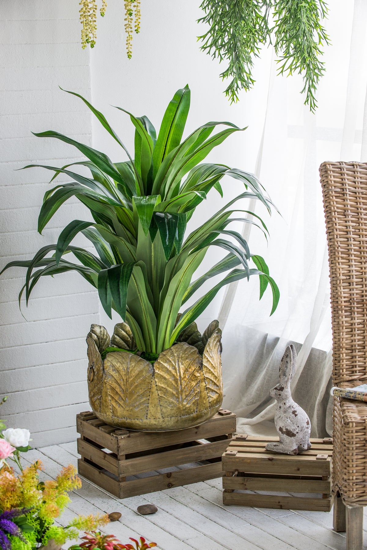 Set of 3 Distressed Metal Planters