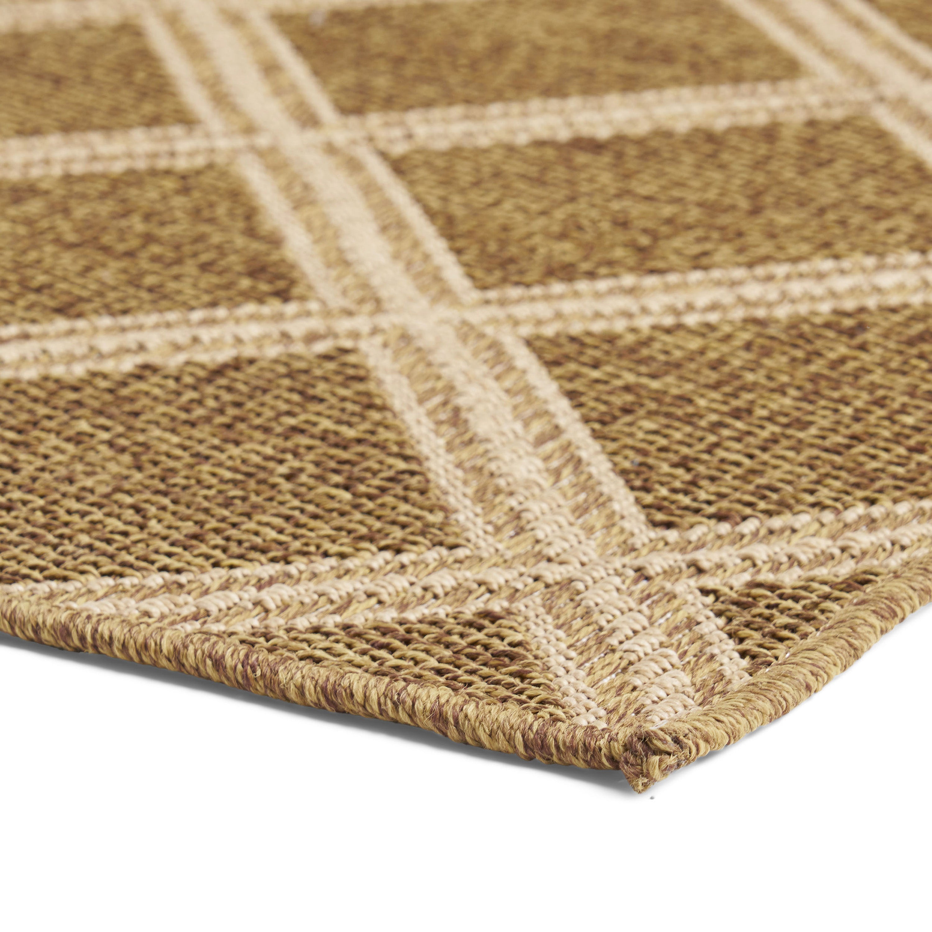 84" x 63" Outdoor Polypropylene Area Rug with Rectangle Shape