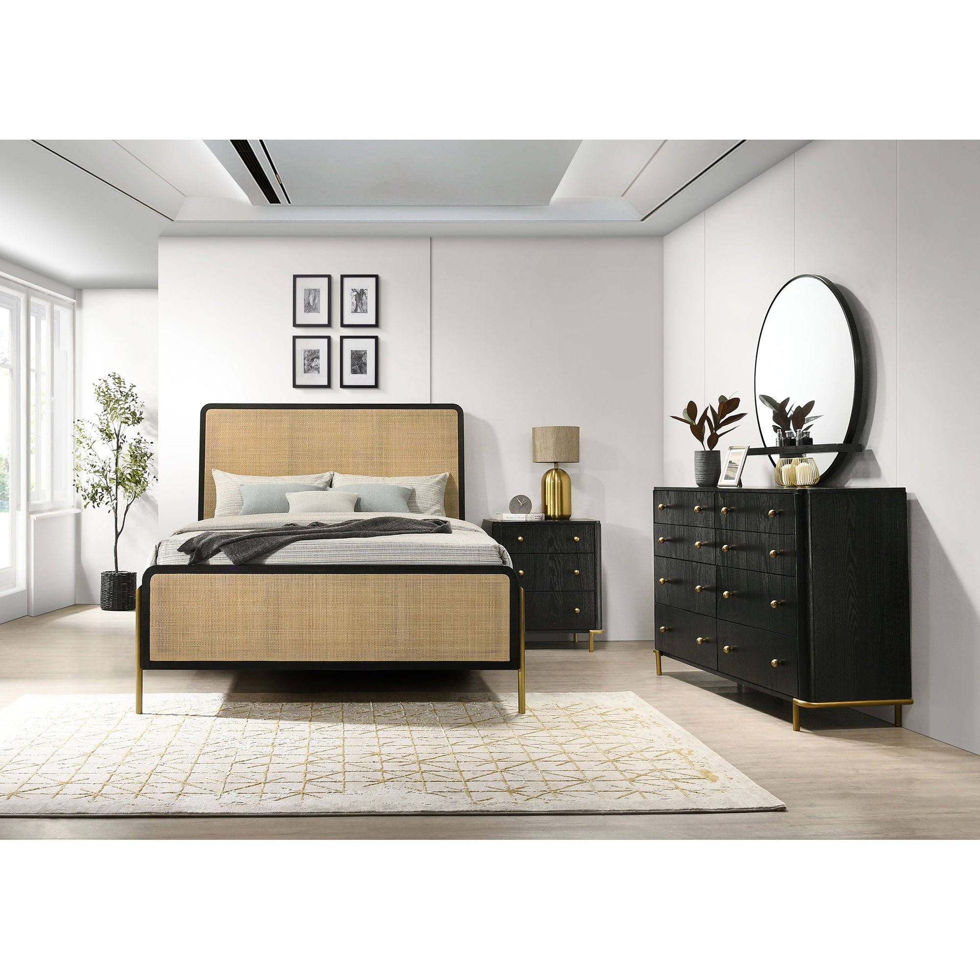 Anser Black and Natural 4-piece Bedroom Set