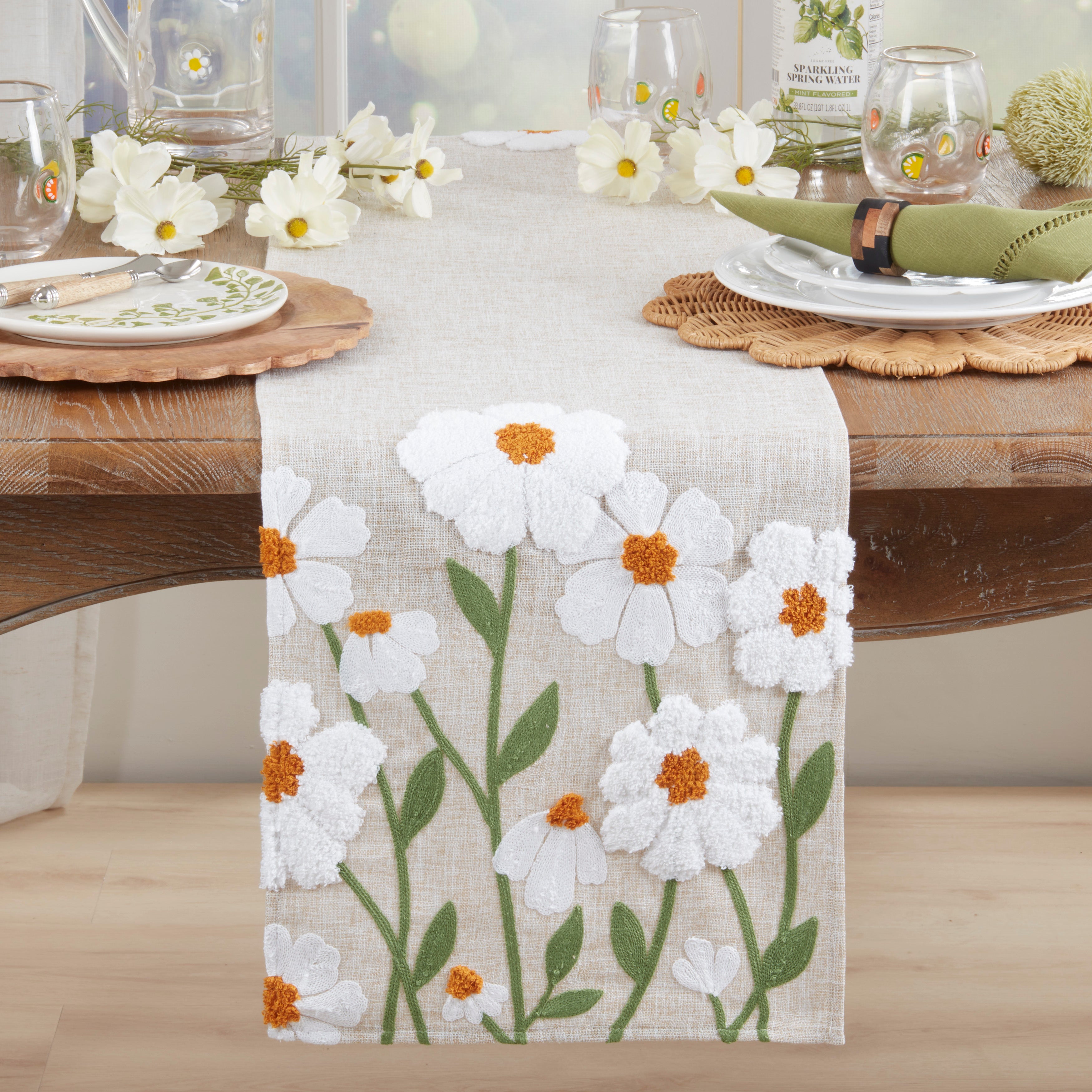 Embroidered Daisy Floral Table Runner