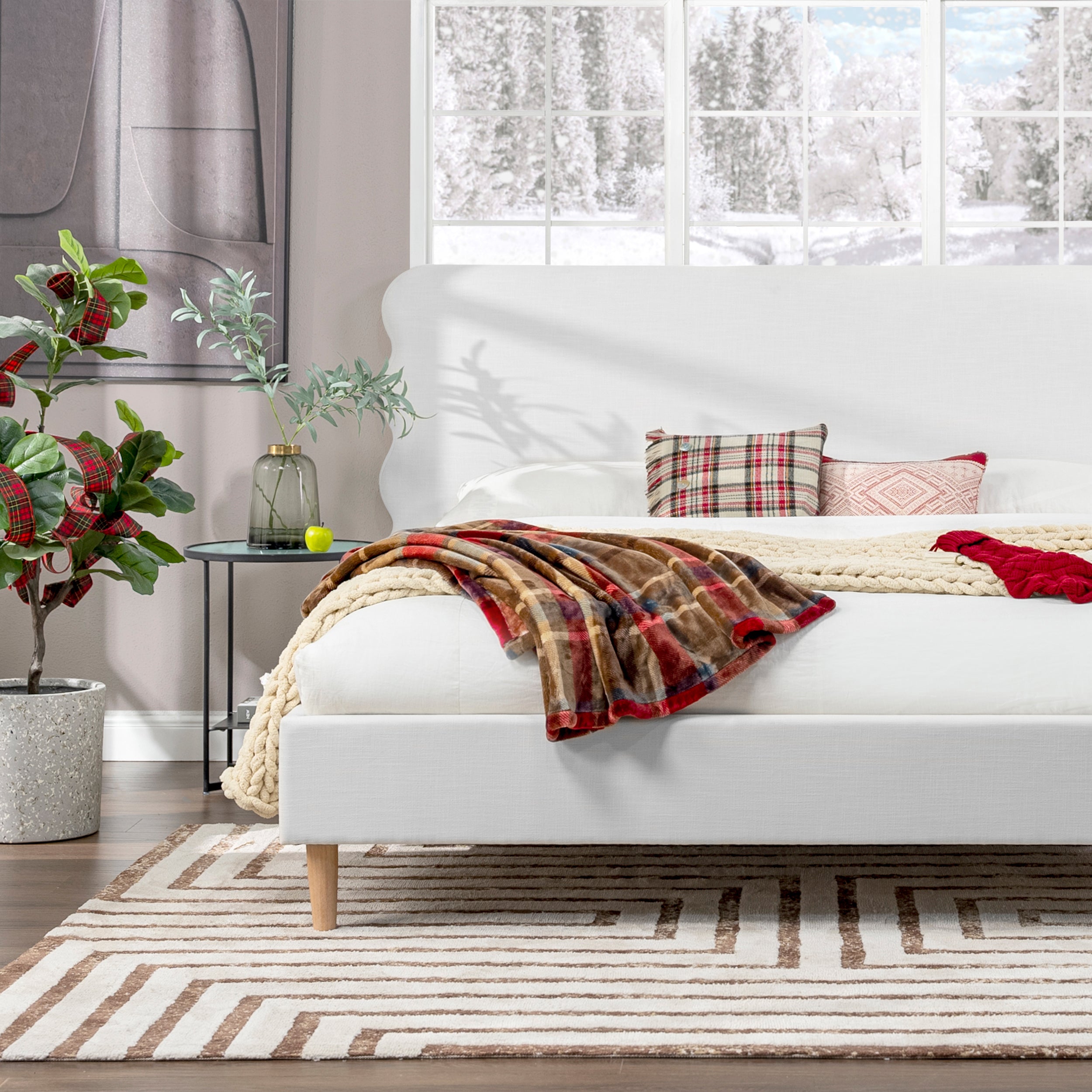 Essencee Upholstered Platform Bed with Wavy Headboard and Wood Legs