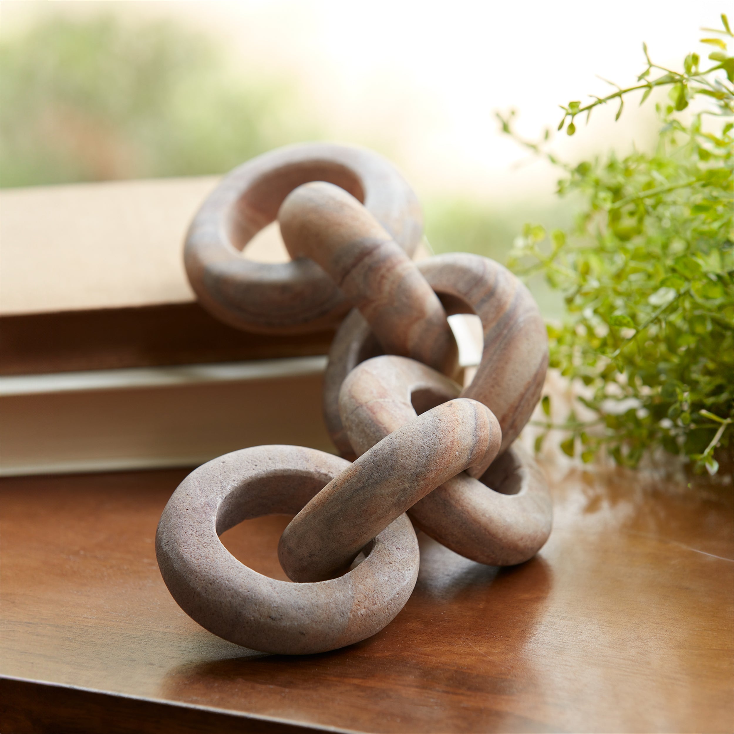 Sandstone Chain Link Décor