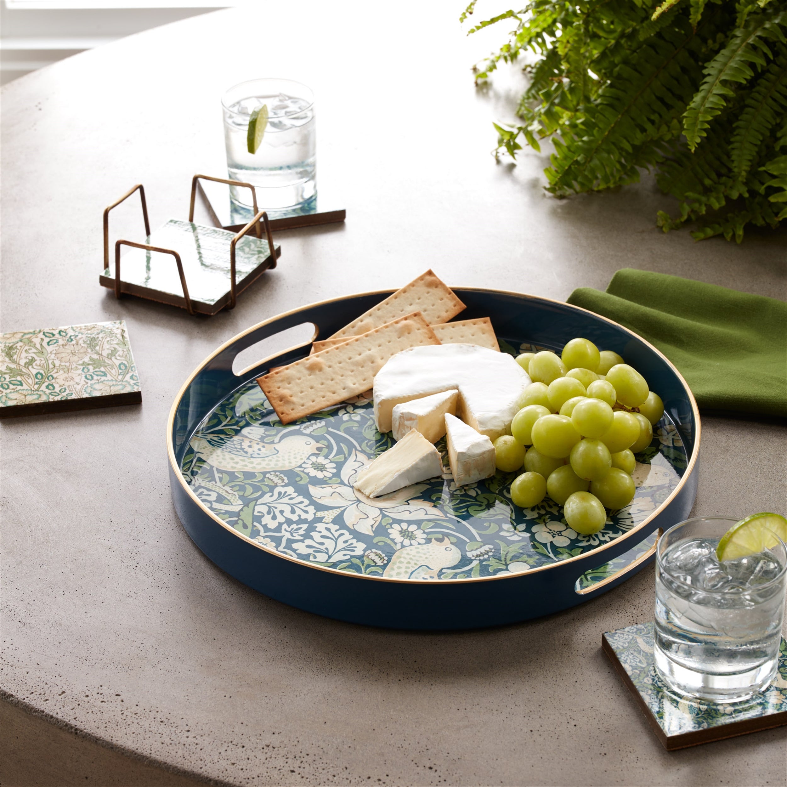 Round William Morris Tray