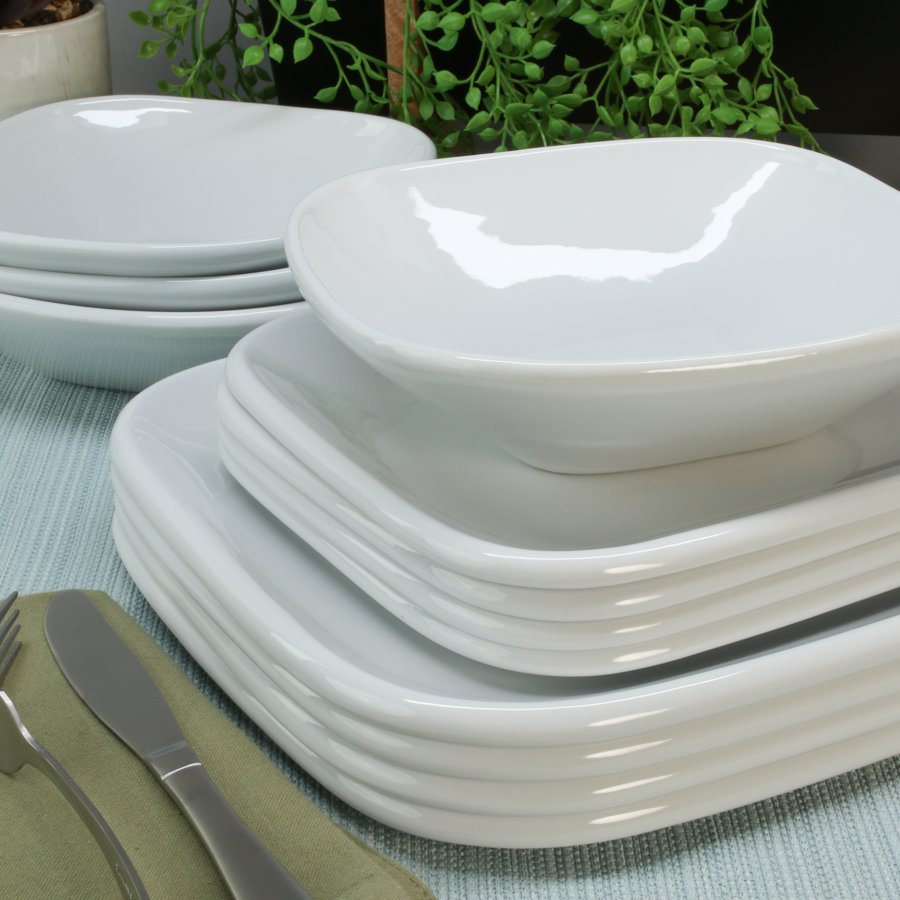 Impulse Square 12-Piece Dinnerware Set