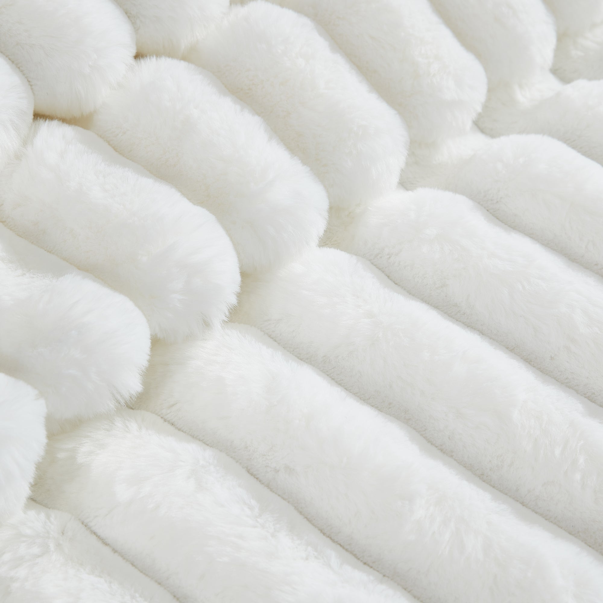 Everett Channel Faux Fur White 4 PC Comforter Set