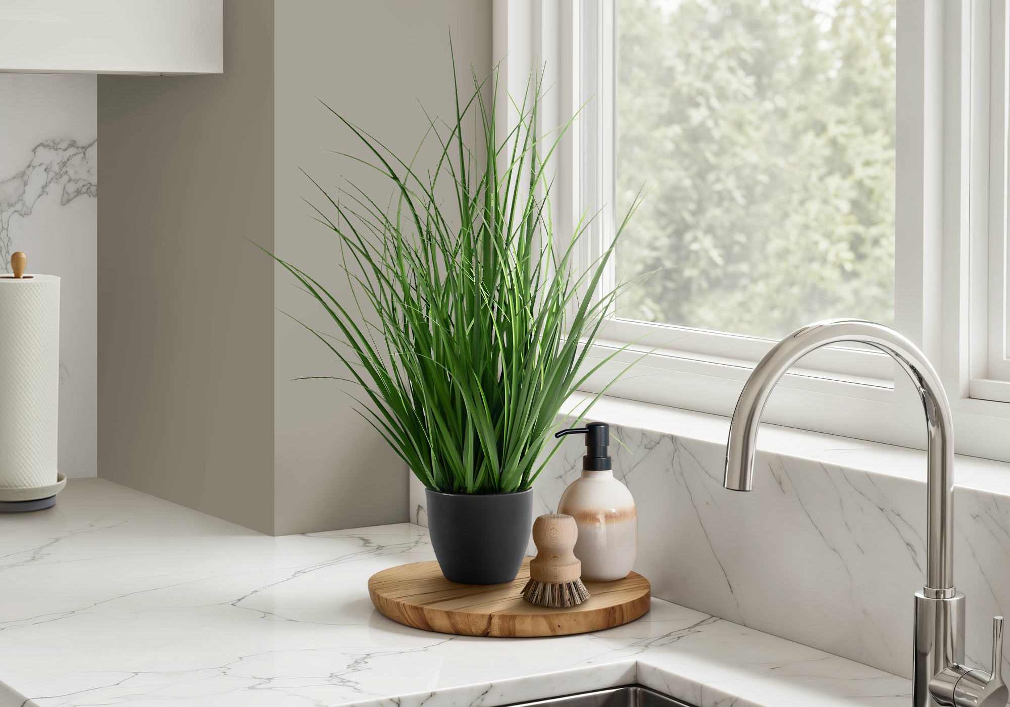 23" Faux Potted Grass
