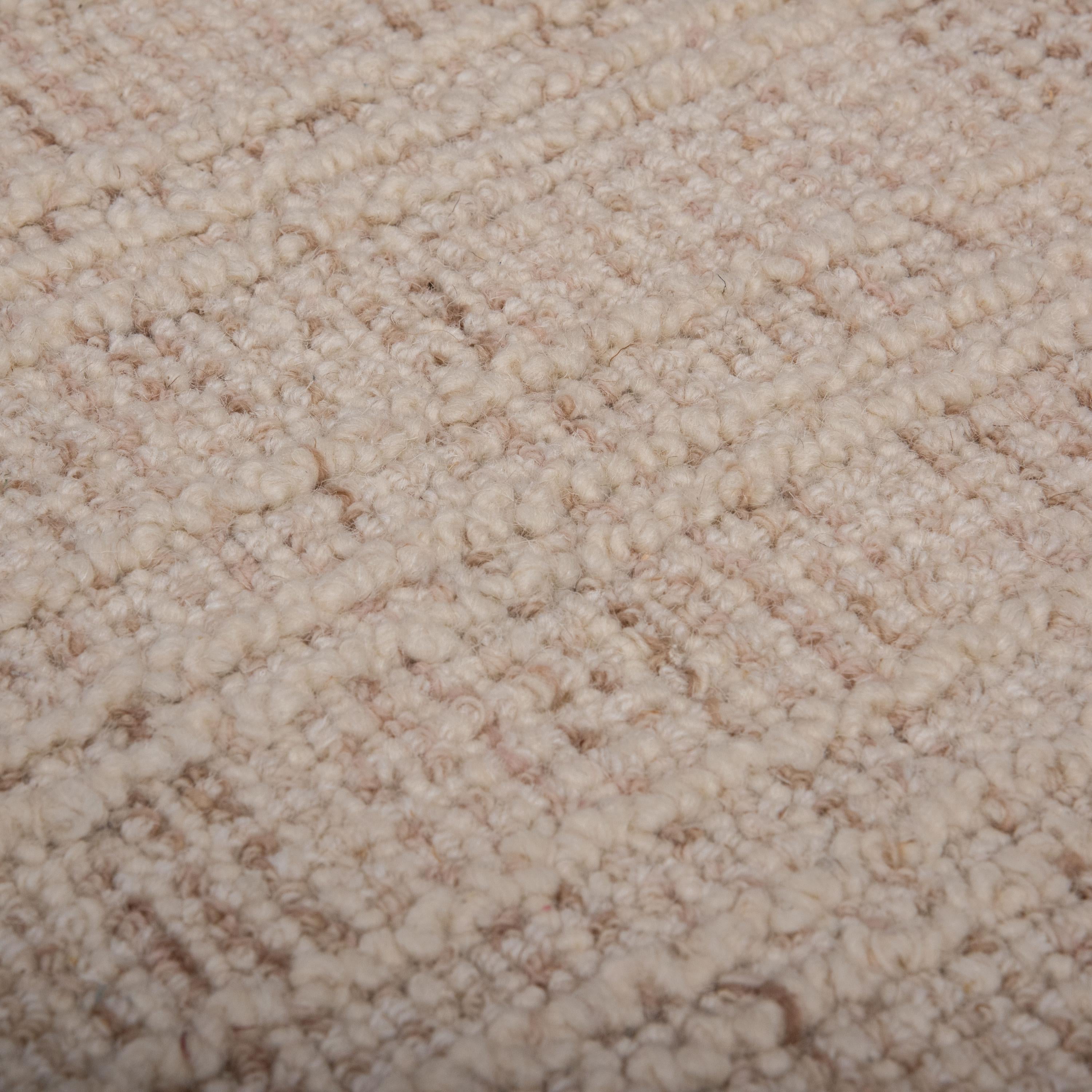 Textured Hand Tufted 100% Wool Geometric Area Rug