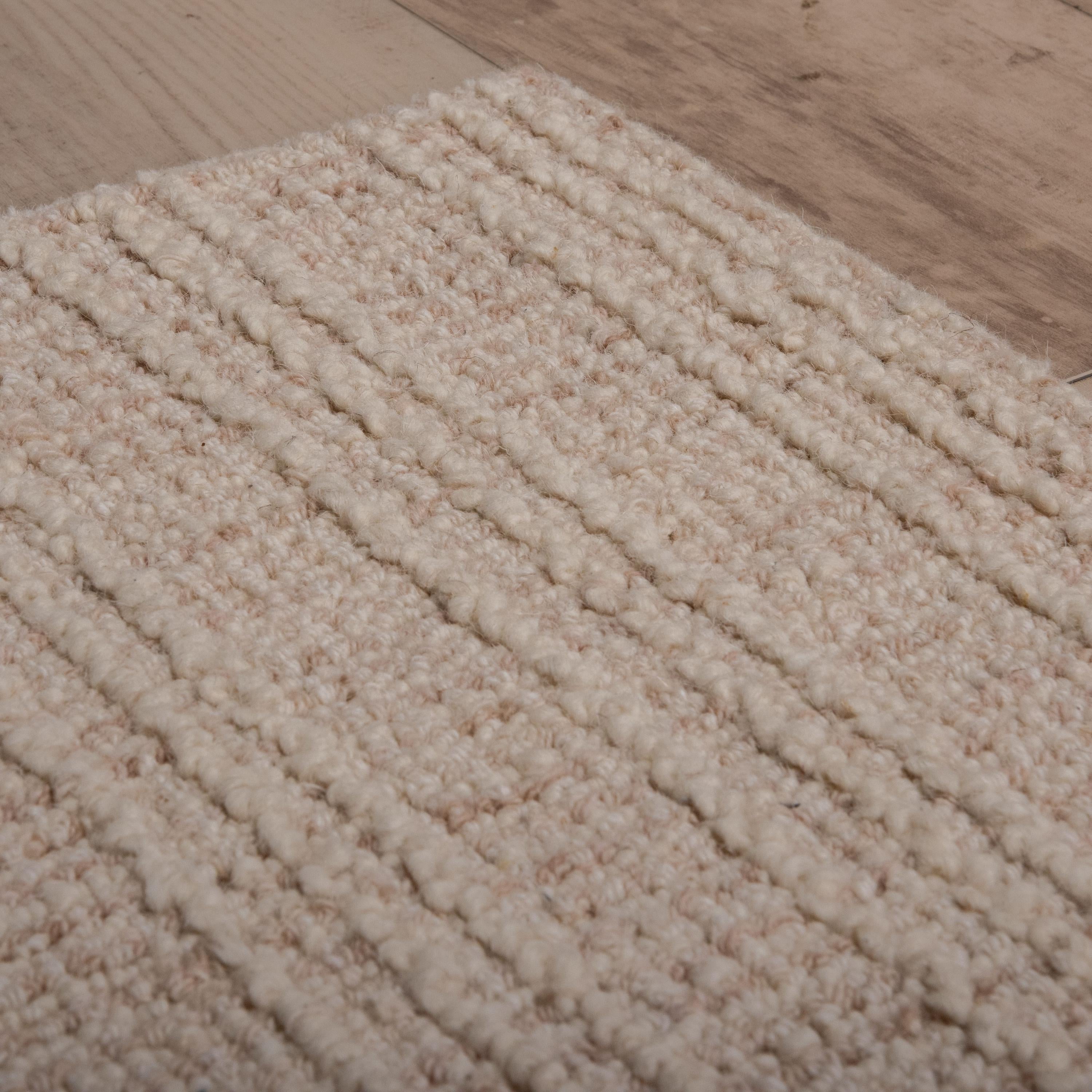 Textured Hand Tufted 100% Wool Geometric Area Rug