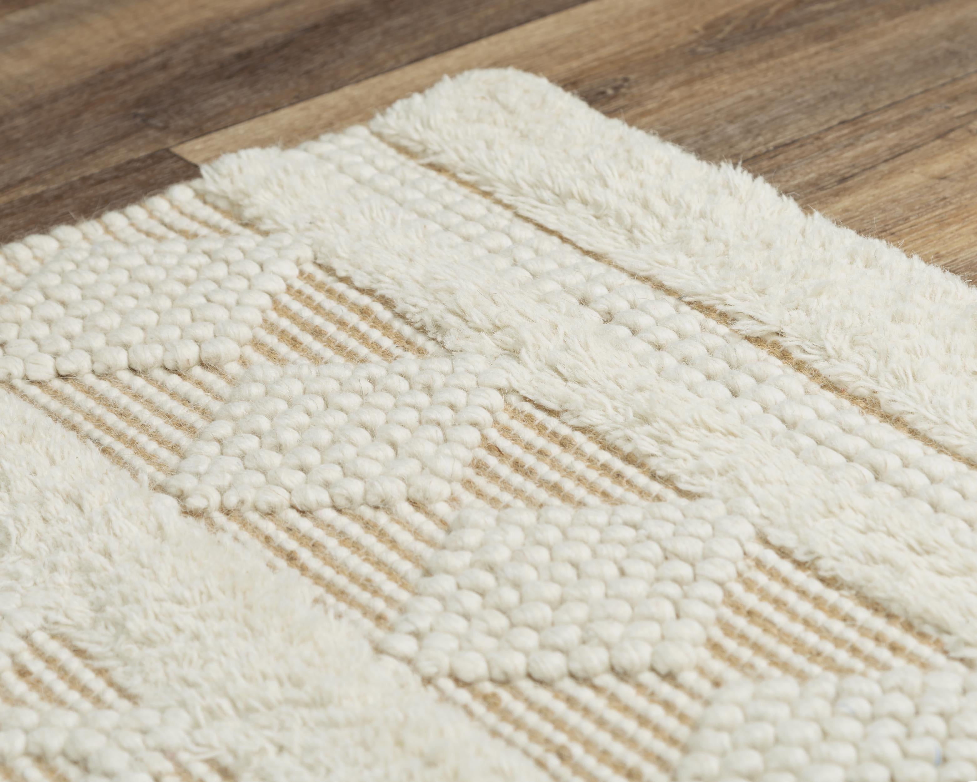 Hand Woven 100% Jute Geometric/Boho Area Rug