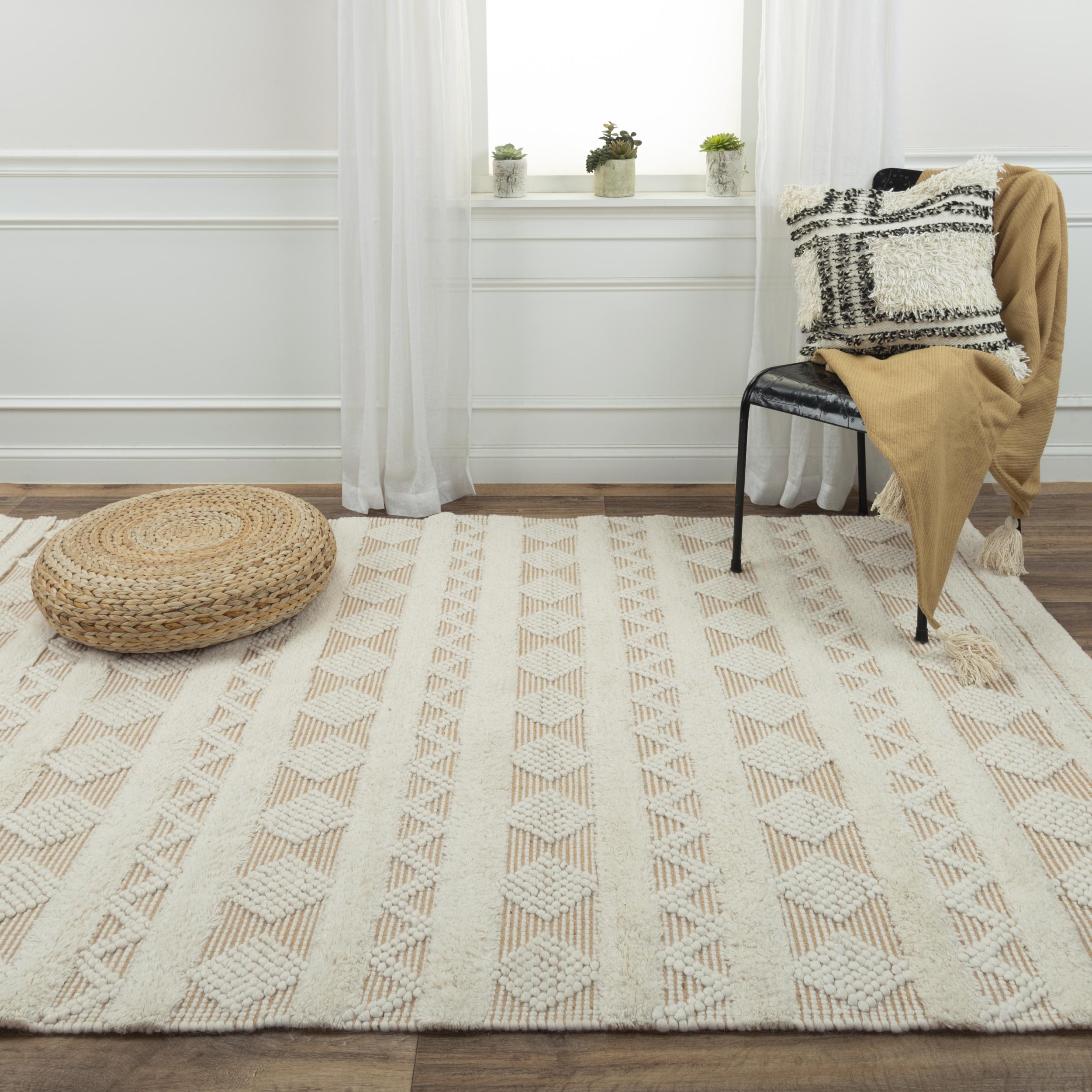 Hand Woven 100% Jute Geometric/Boho Area Rug