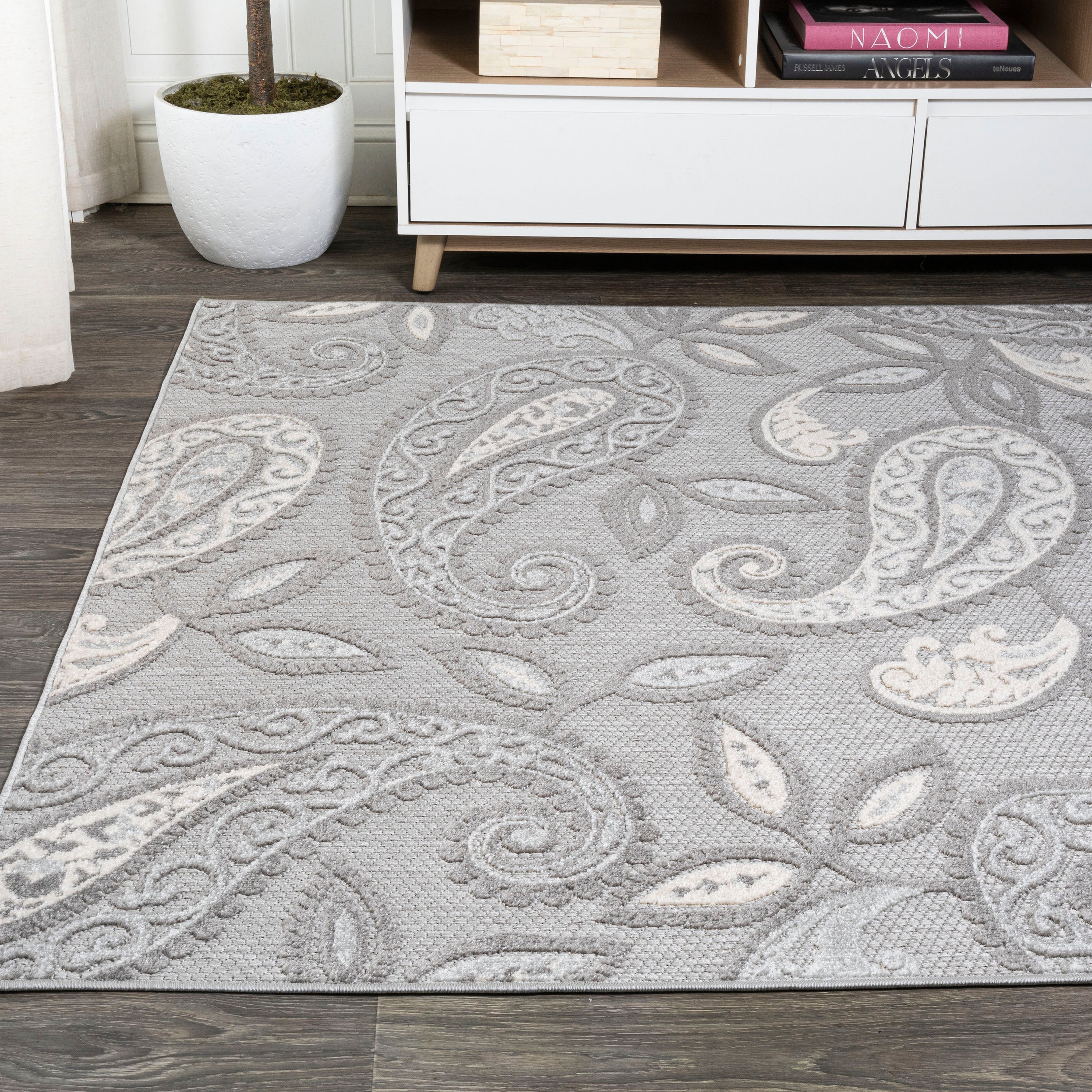 Julien Paisley High-Low Indoor/Outdoor Area Rug