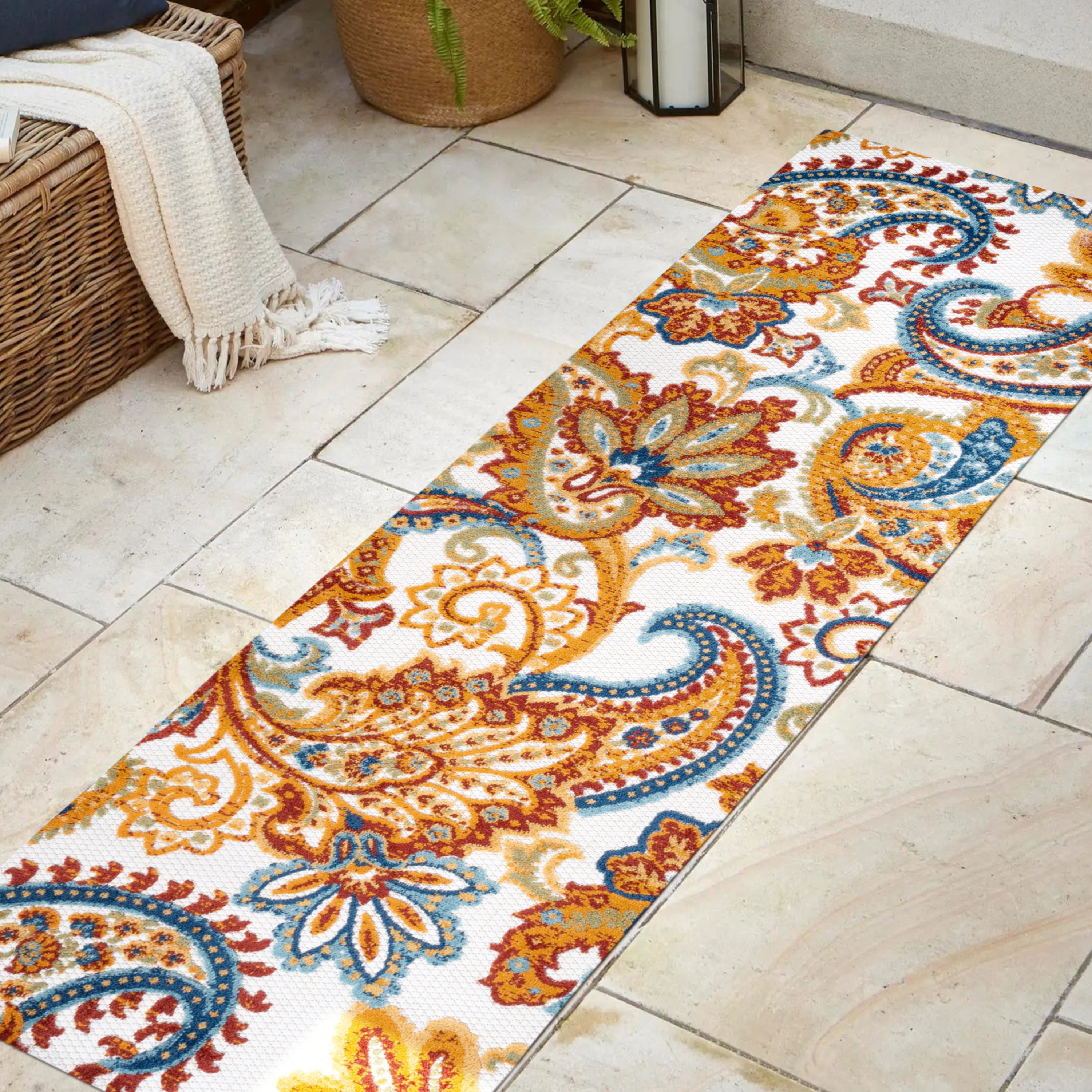 Gordes Paisley High-Low Indoor/Outdoor Area Rug