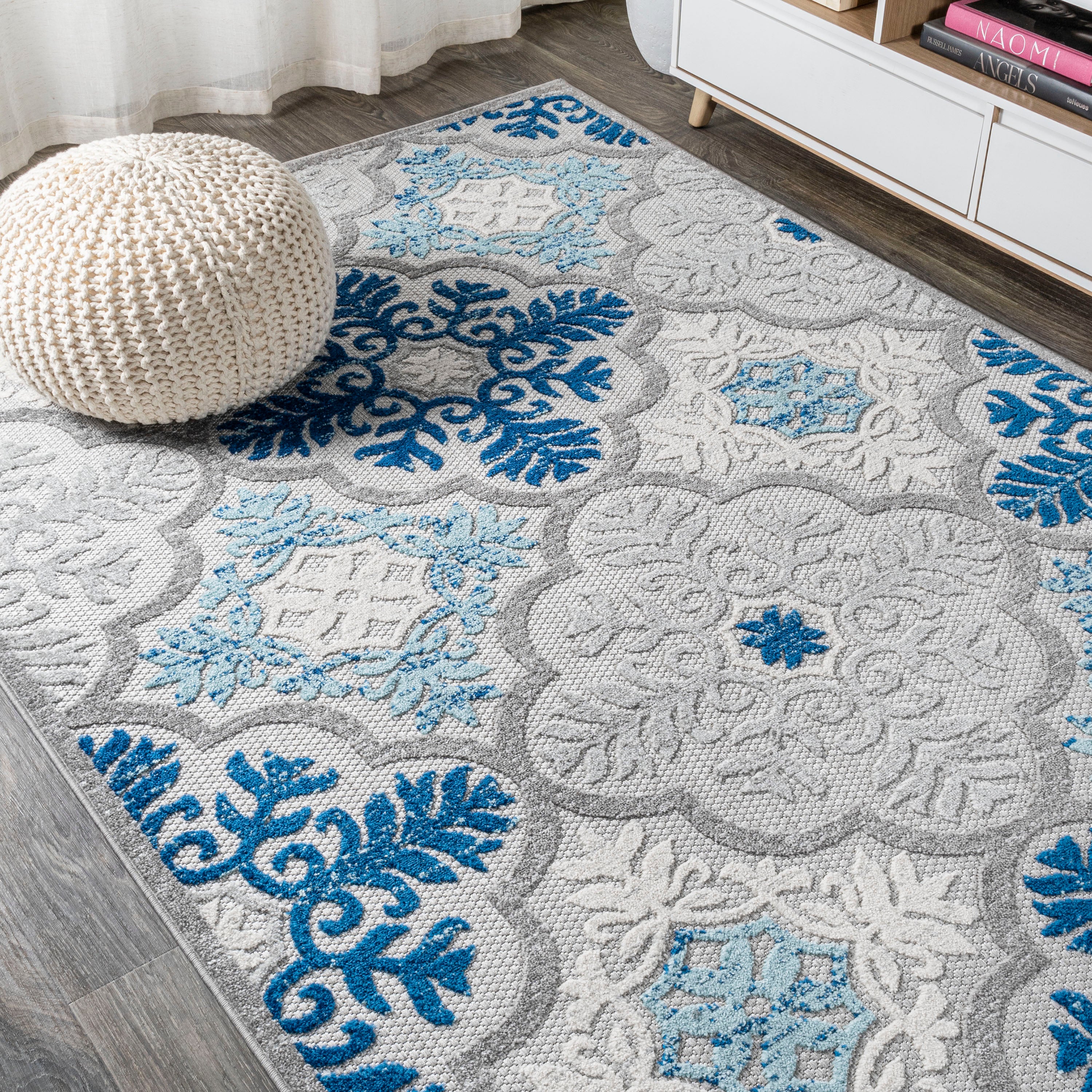 Cassis Ornate Ogee Trellis High-Low Indoor/Outdoor Area Rug