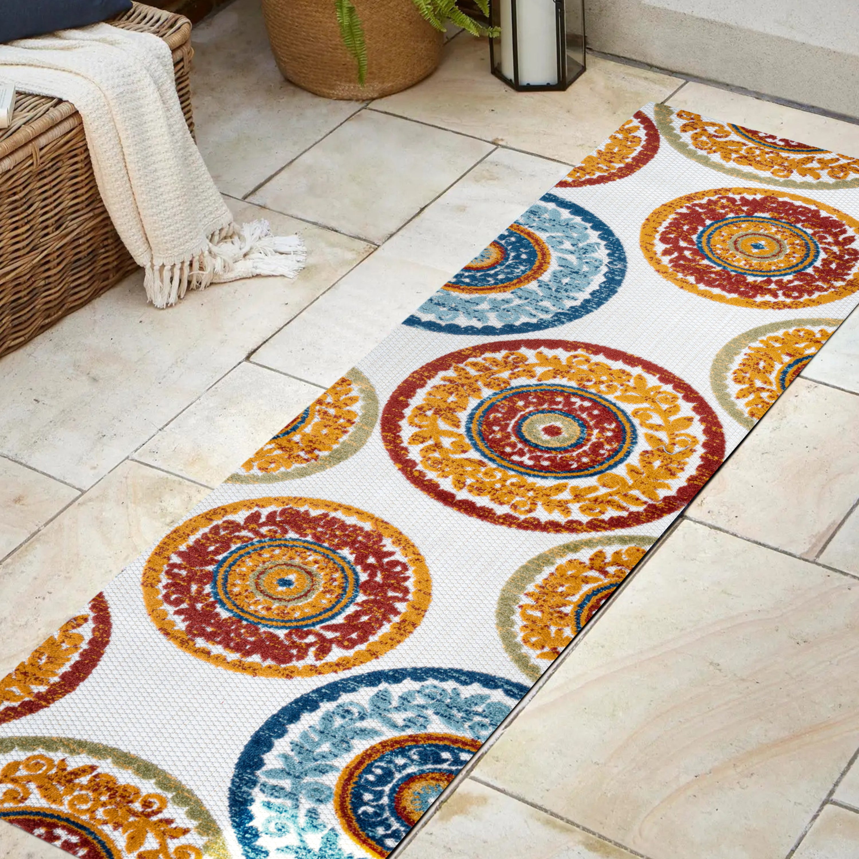 Circus Medallion High-Low Indoor/Outdoor Area Rug