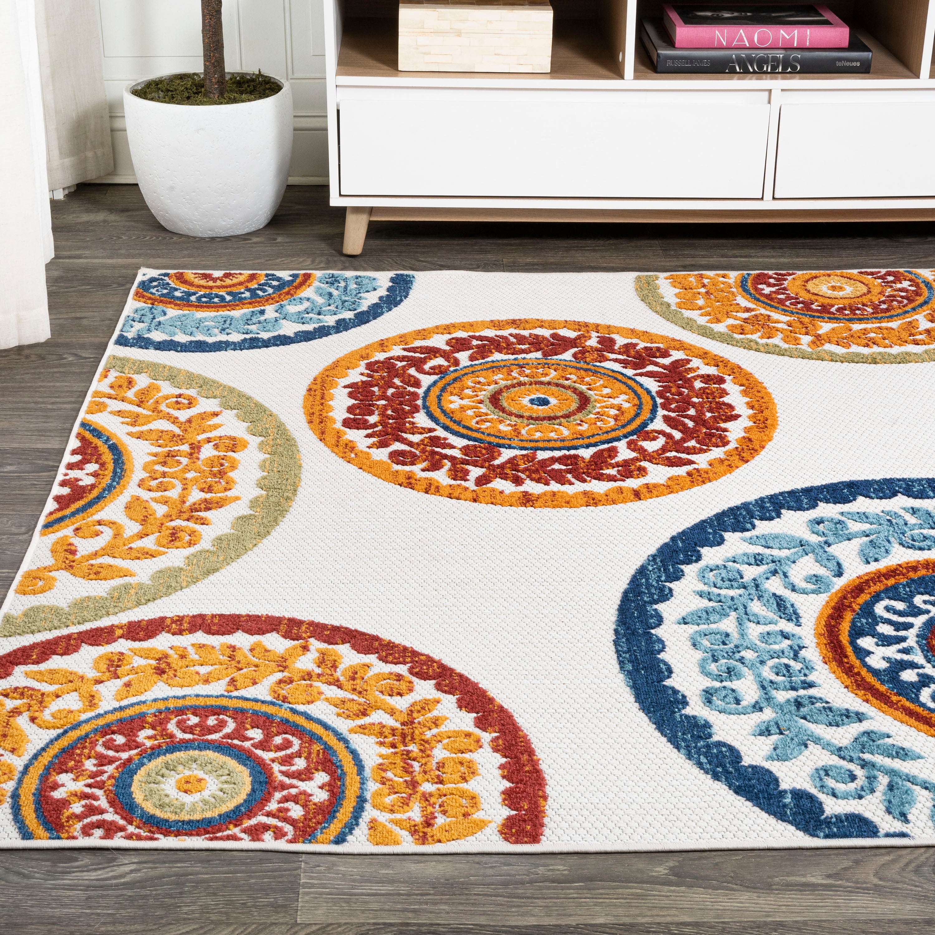 Circus Medallion High-Low Indoor/Outdoor Area Rug