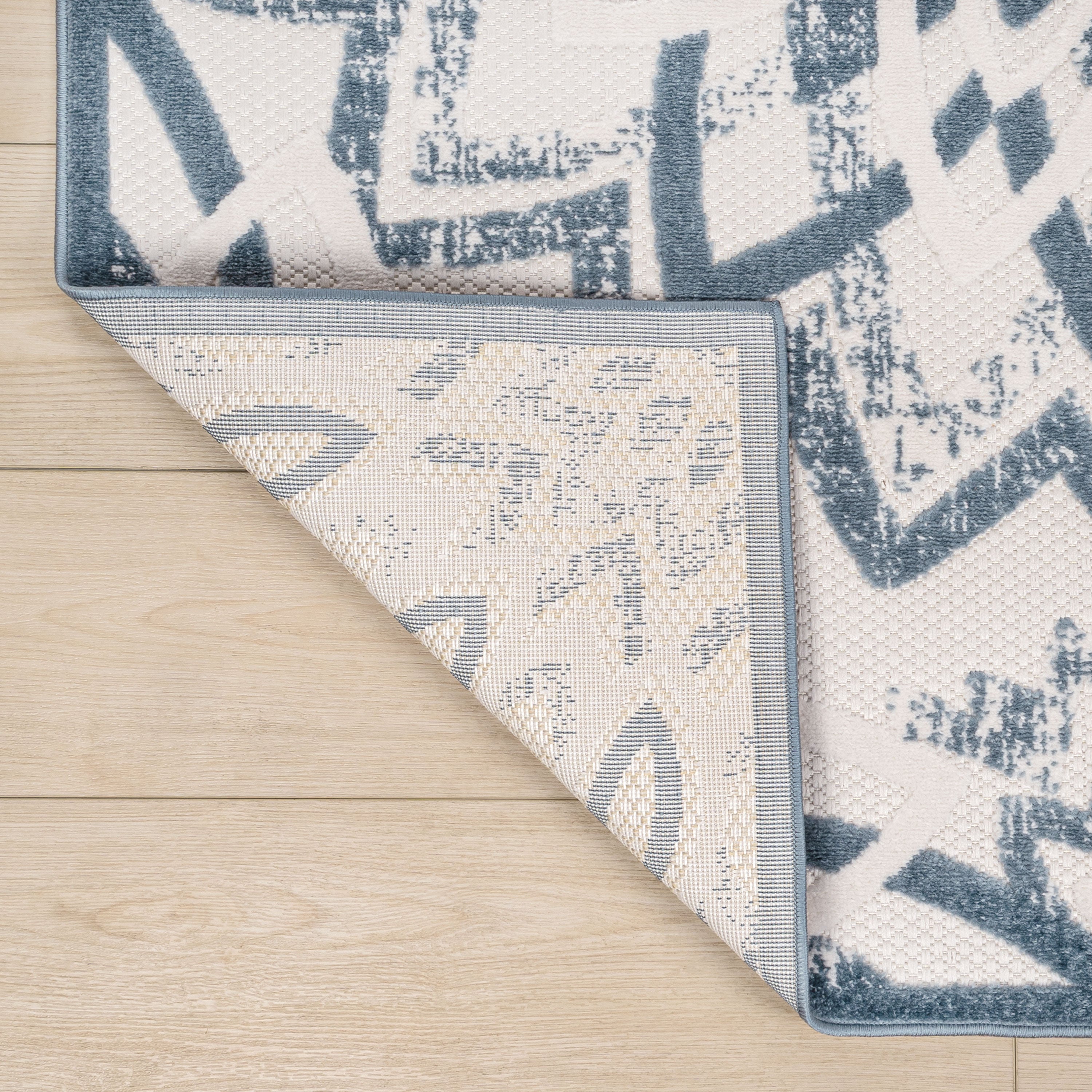 Flora Abstract Bold Mandala II Indoor/Outdoor Rug