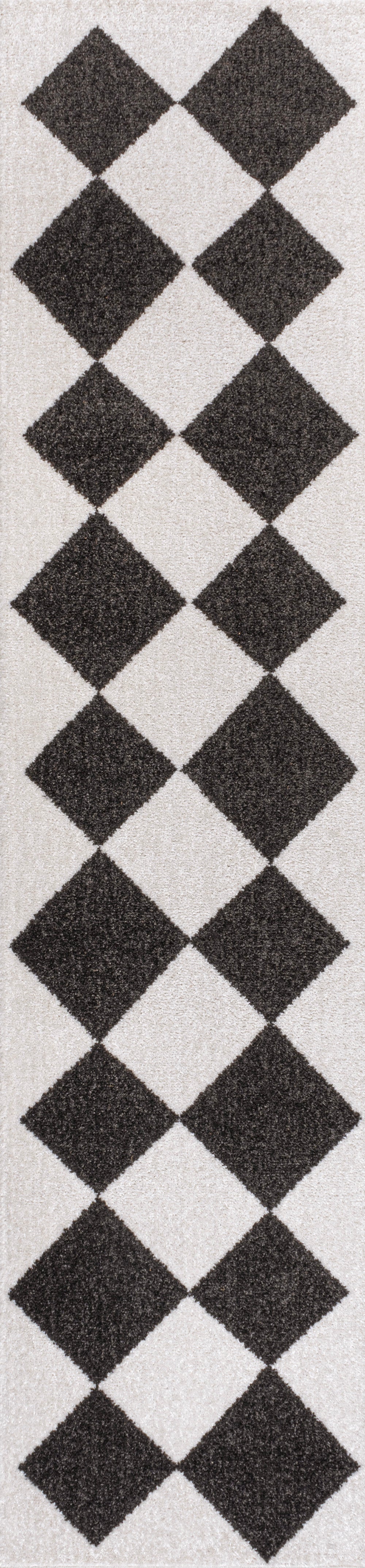 Draper Classic Geometric Diamond Pattern Area Rug