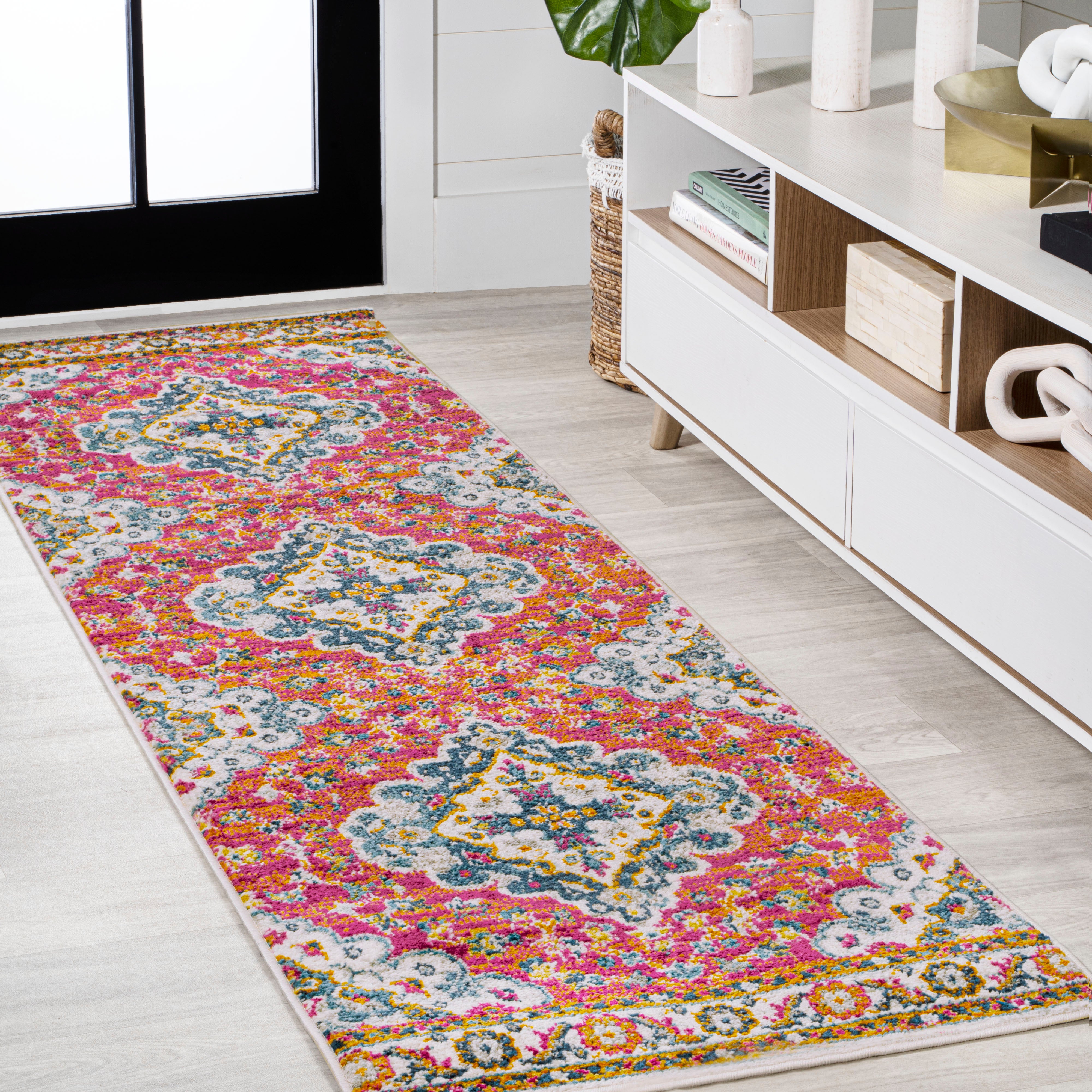 Bohemian FLAIR Fuchsia Boho Vintage Medallion Area Rug