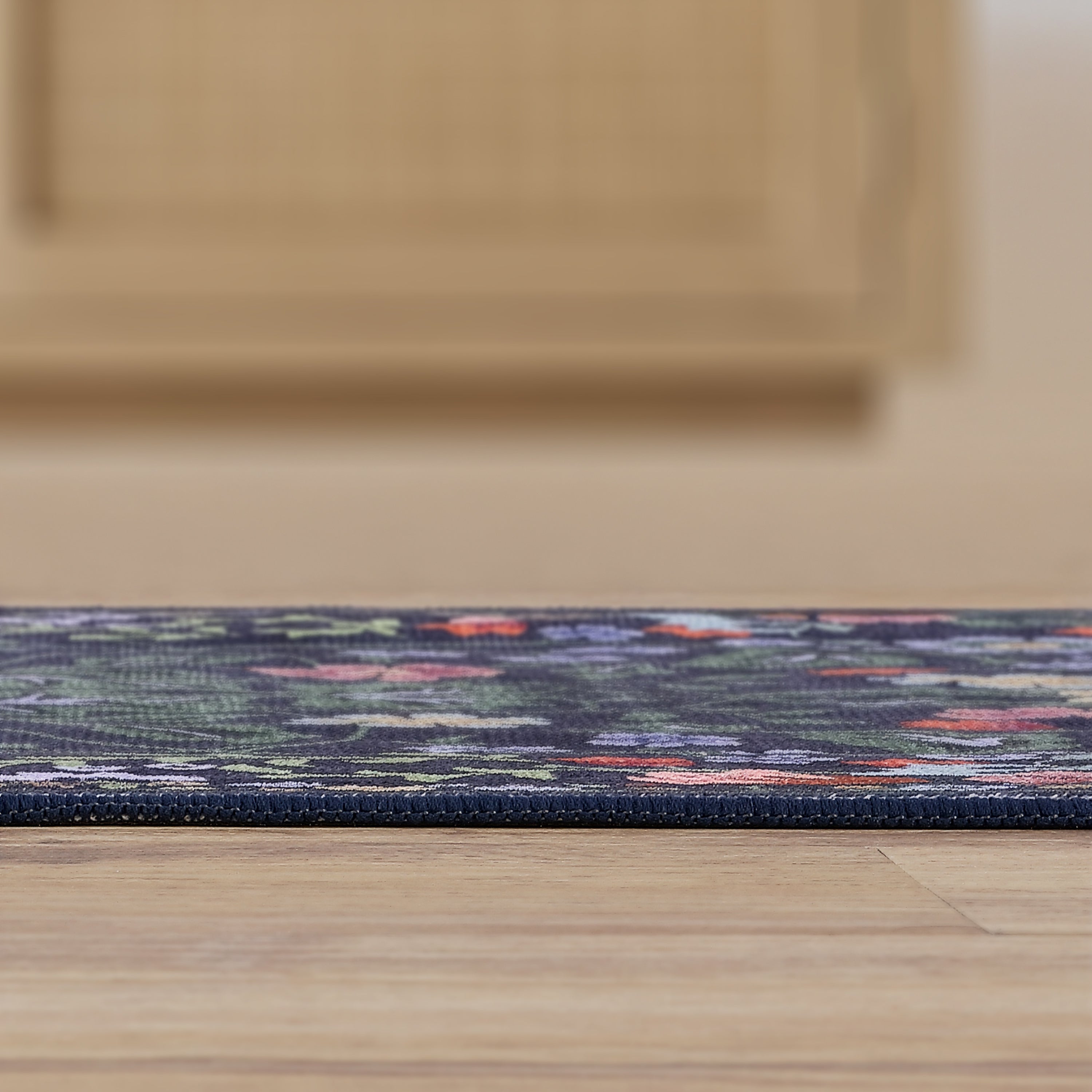 Primrose Art Nouveau Floral Border Non-Slip Machine-Washable Rug