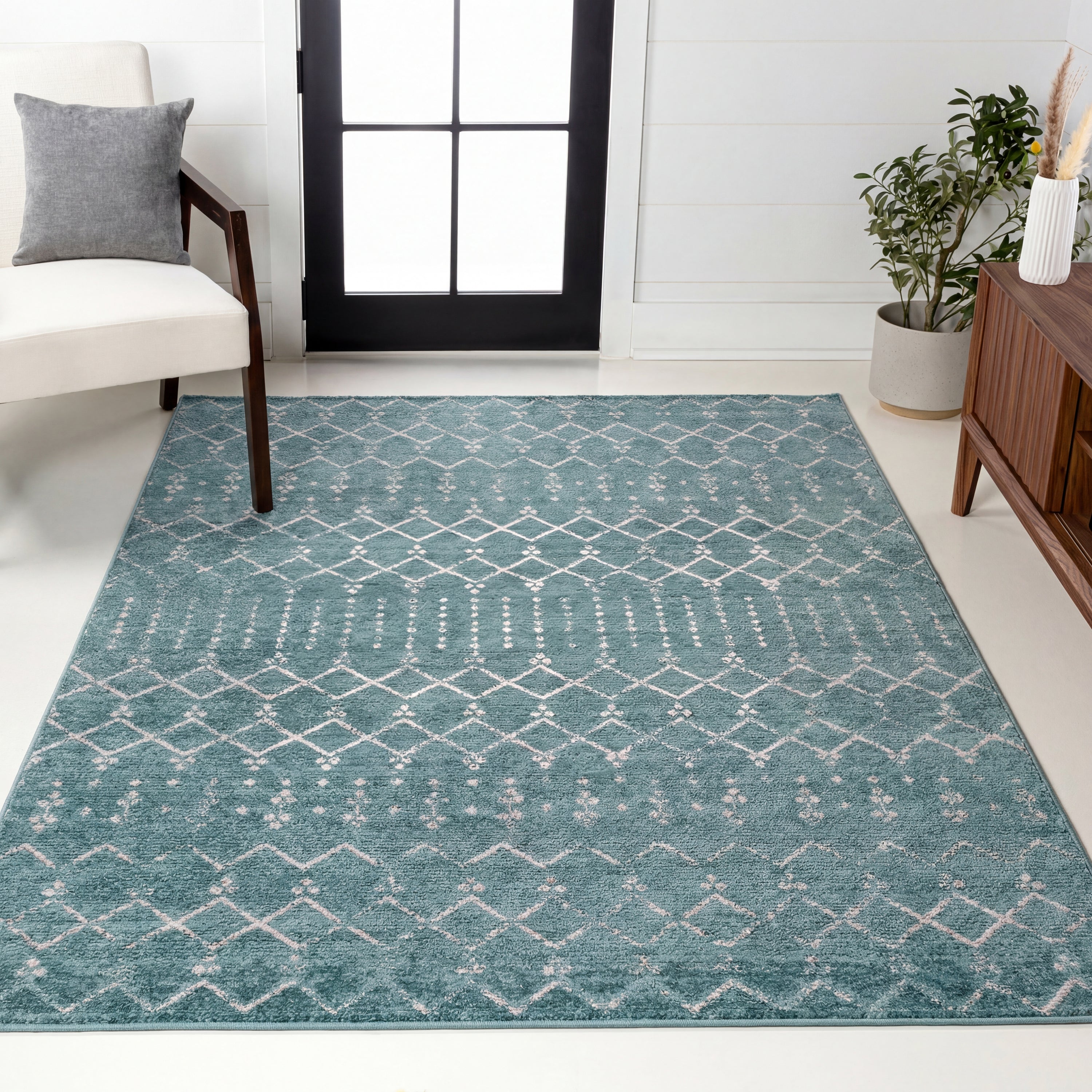 Leila Moroccan Diamond Trellis Non-Slip Machine-Washable Rug