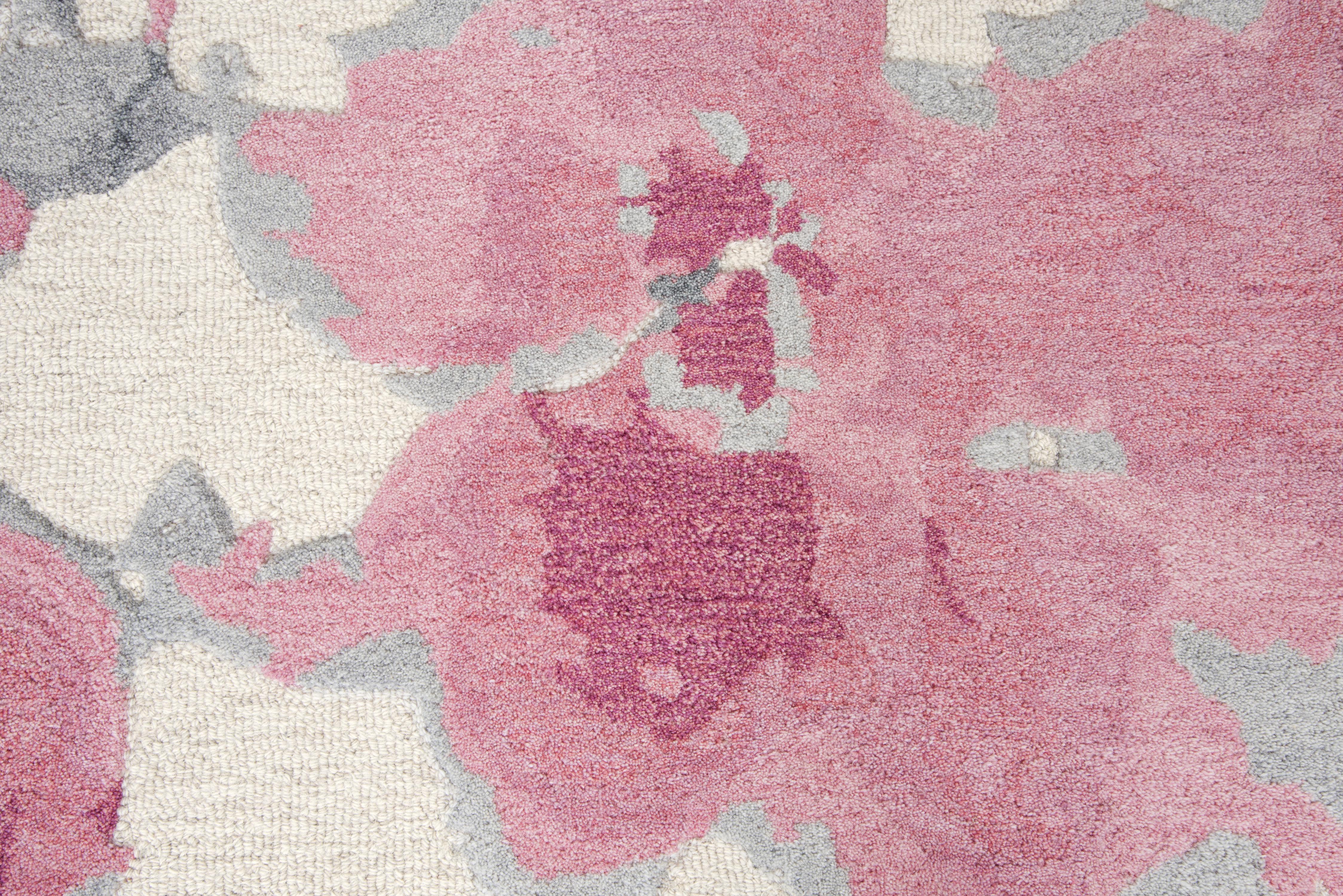 Hand Tufted 100% Wool Floral/Abstract Area Rug