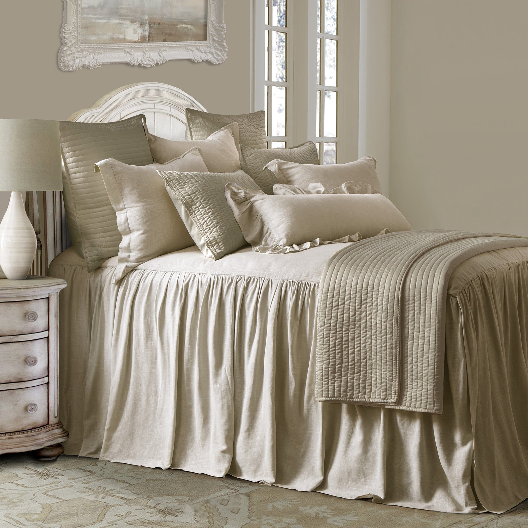 Luna Washed Linen Ruffled Lumbar Pillow