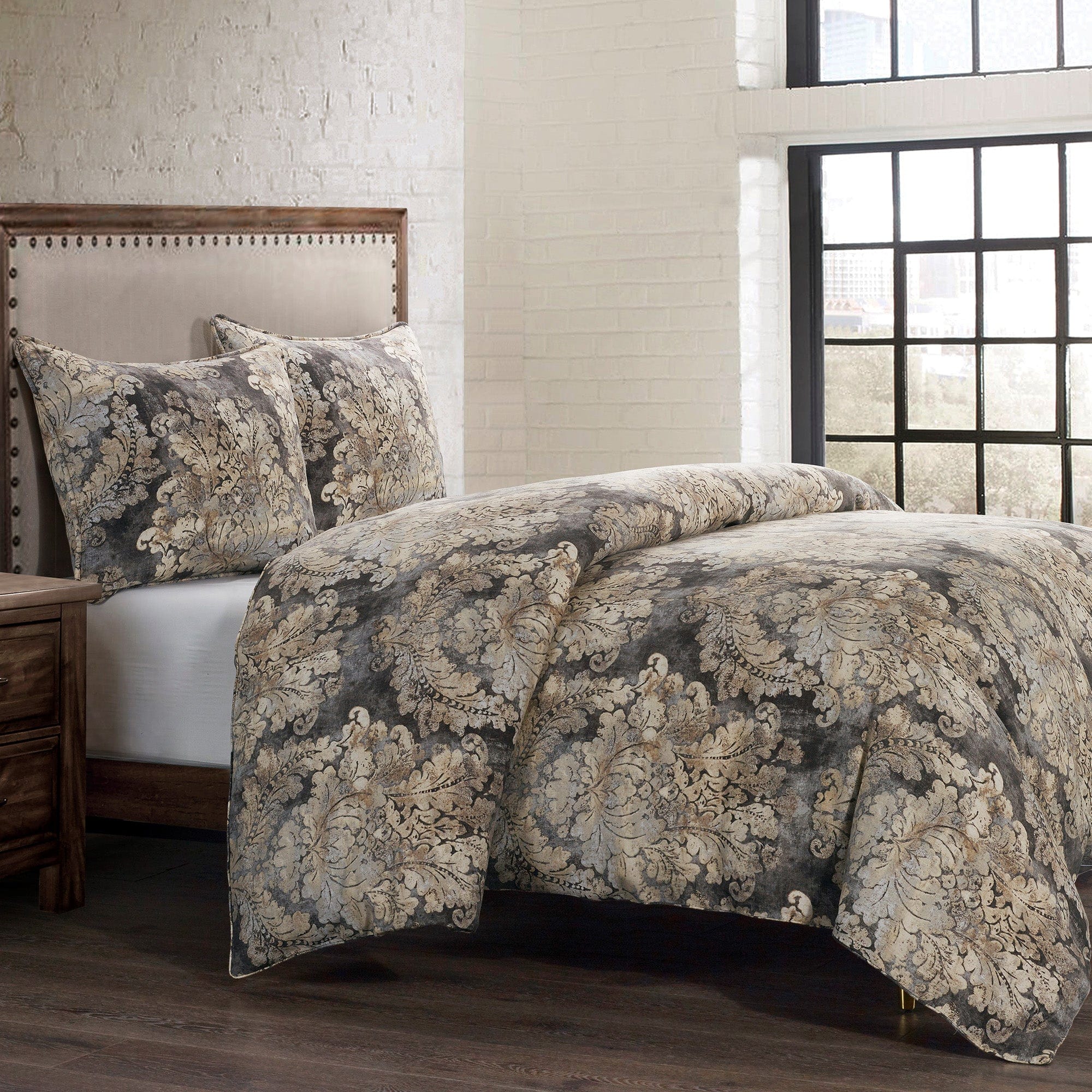 Victoria Washed Linen Duvet Cover Set