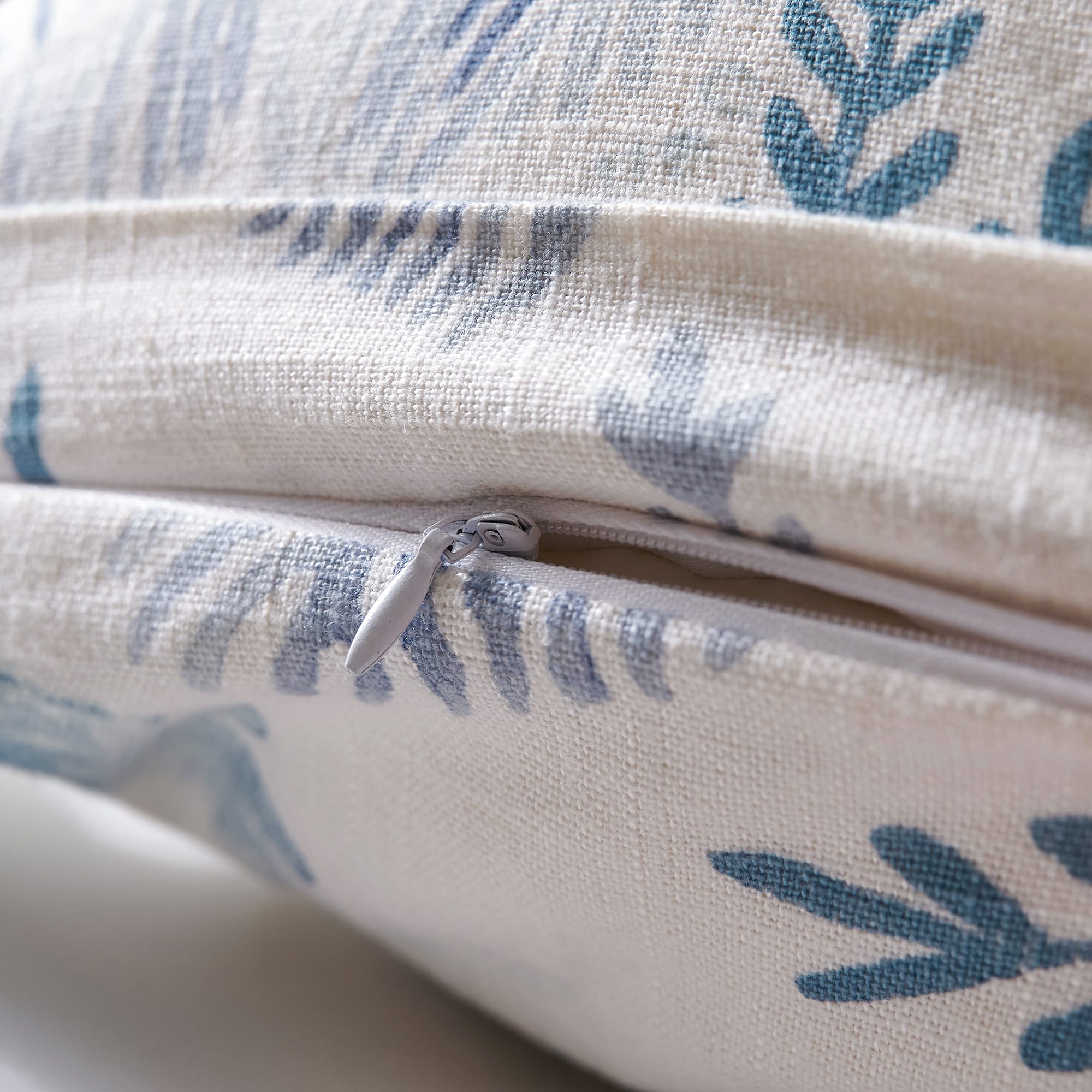 Oceania Lumbar Pillow