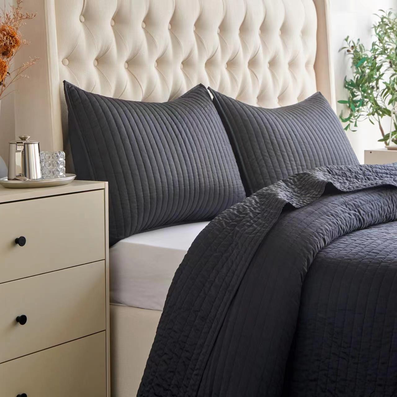 Satin Channel Quilt Set