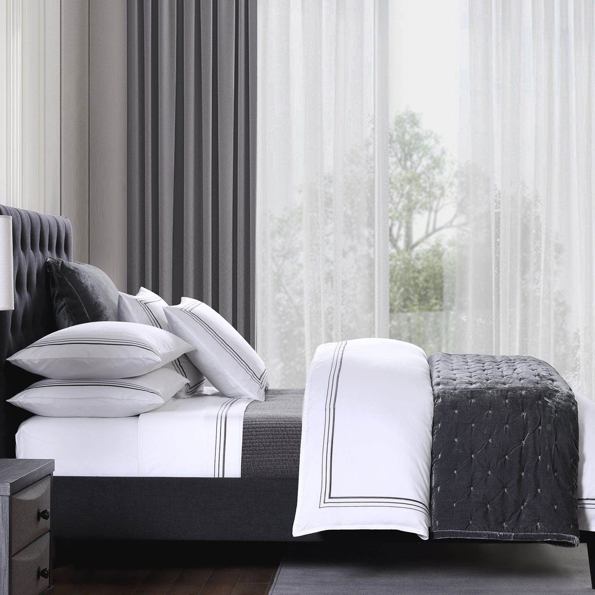 Border Embroidery Duvet Cover Set