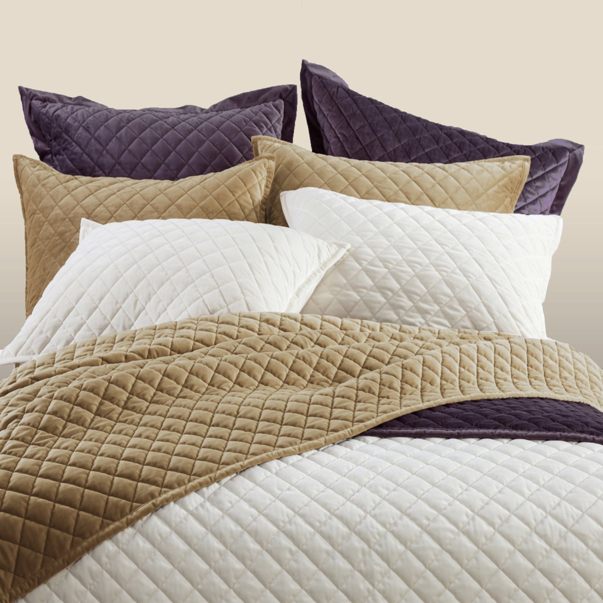 Velvet Diamond Quilt Set