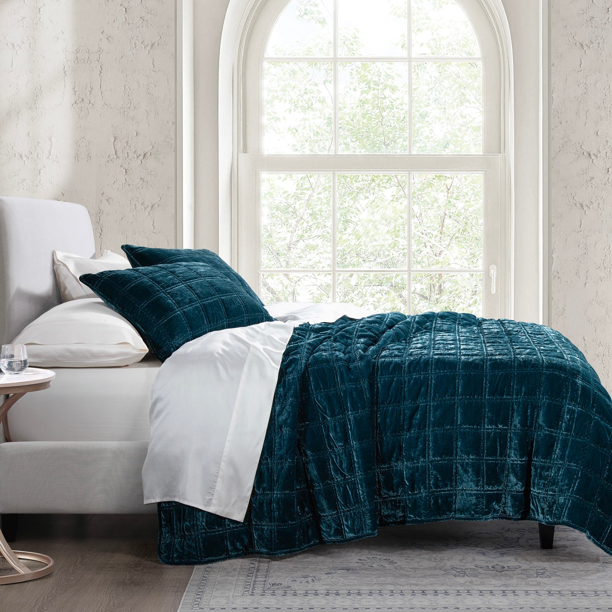 Stella Faux Silk Velvet Double Box Stitch Quilt Set