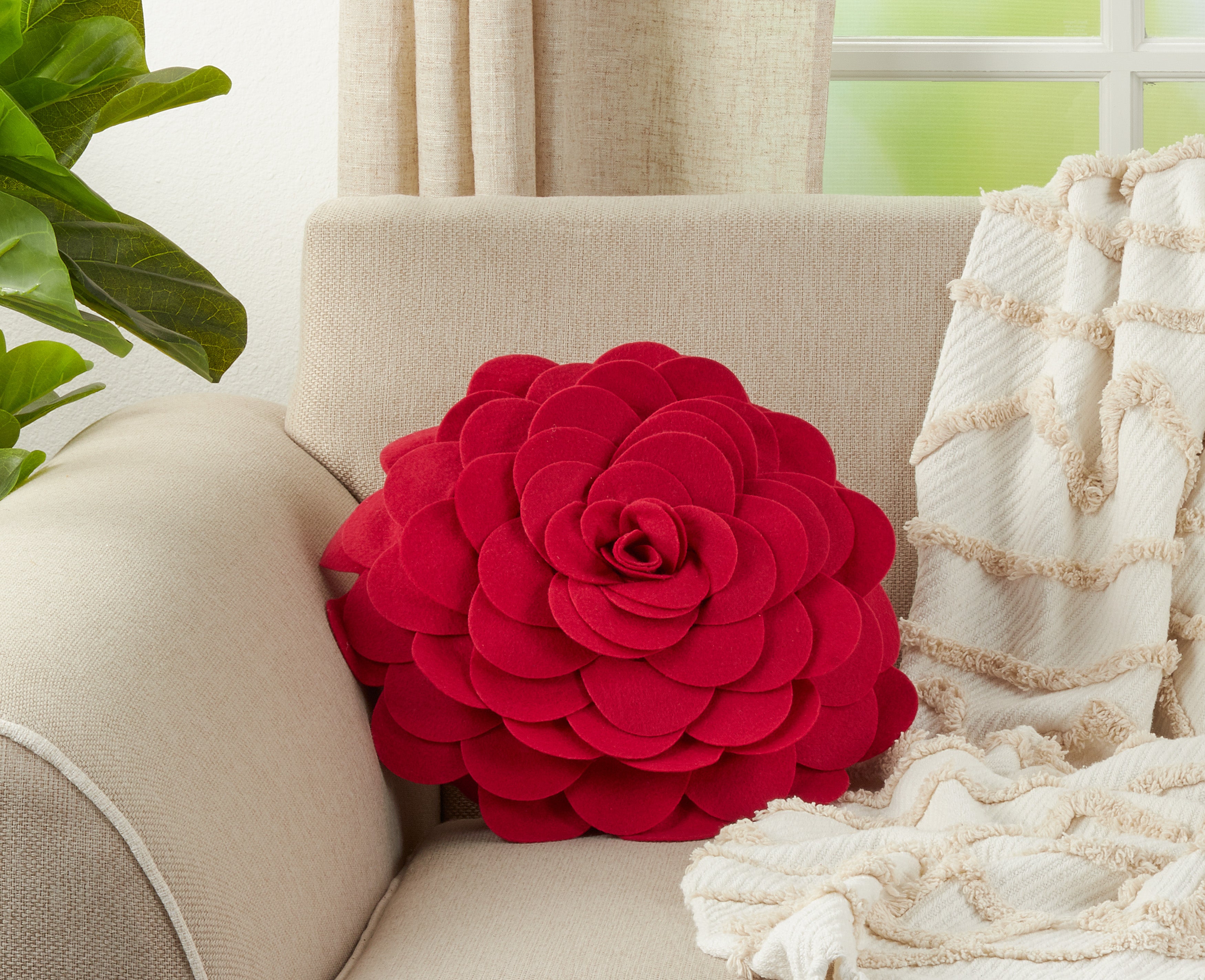 Flower Design Throw Pillow