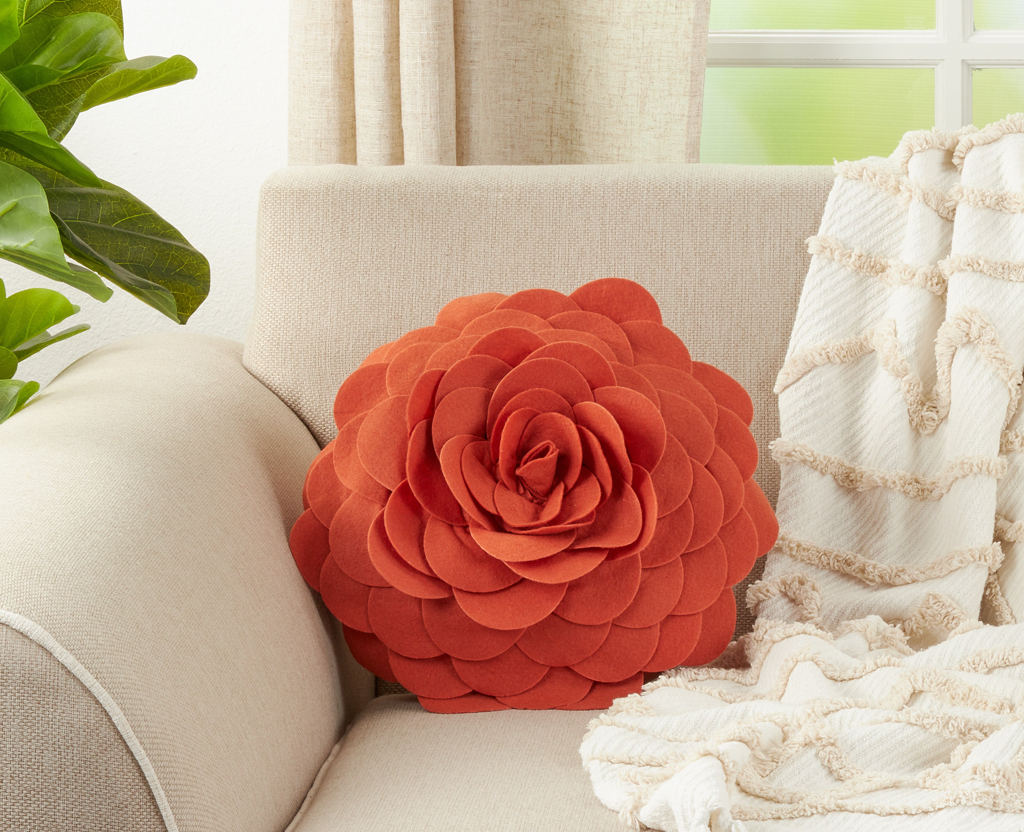 Flower Design Throw Pillow