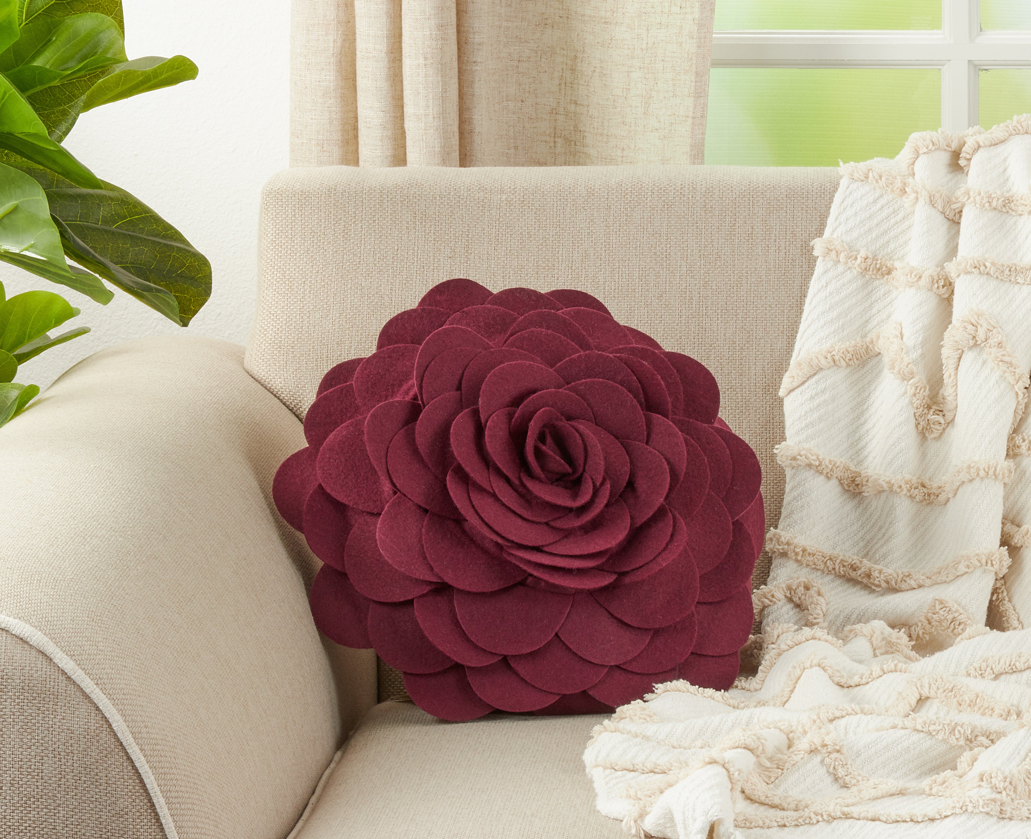 Flower Design Throw Pillow