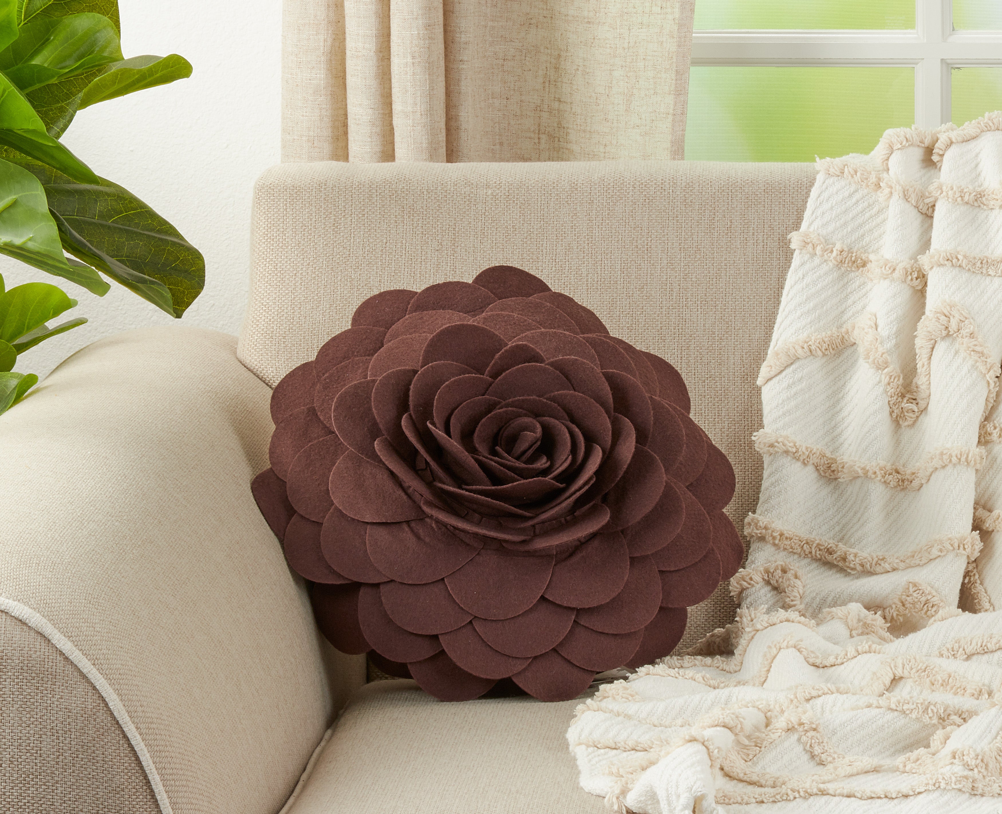 Flower Design Throw Pillow