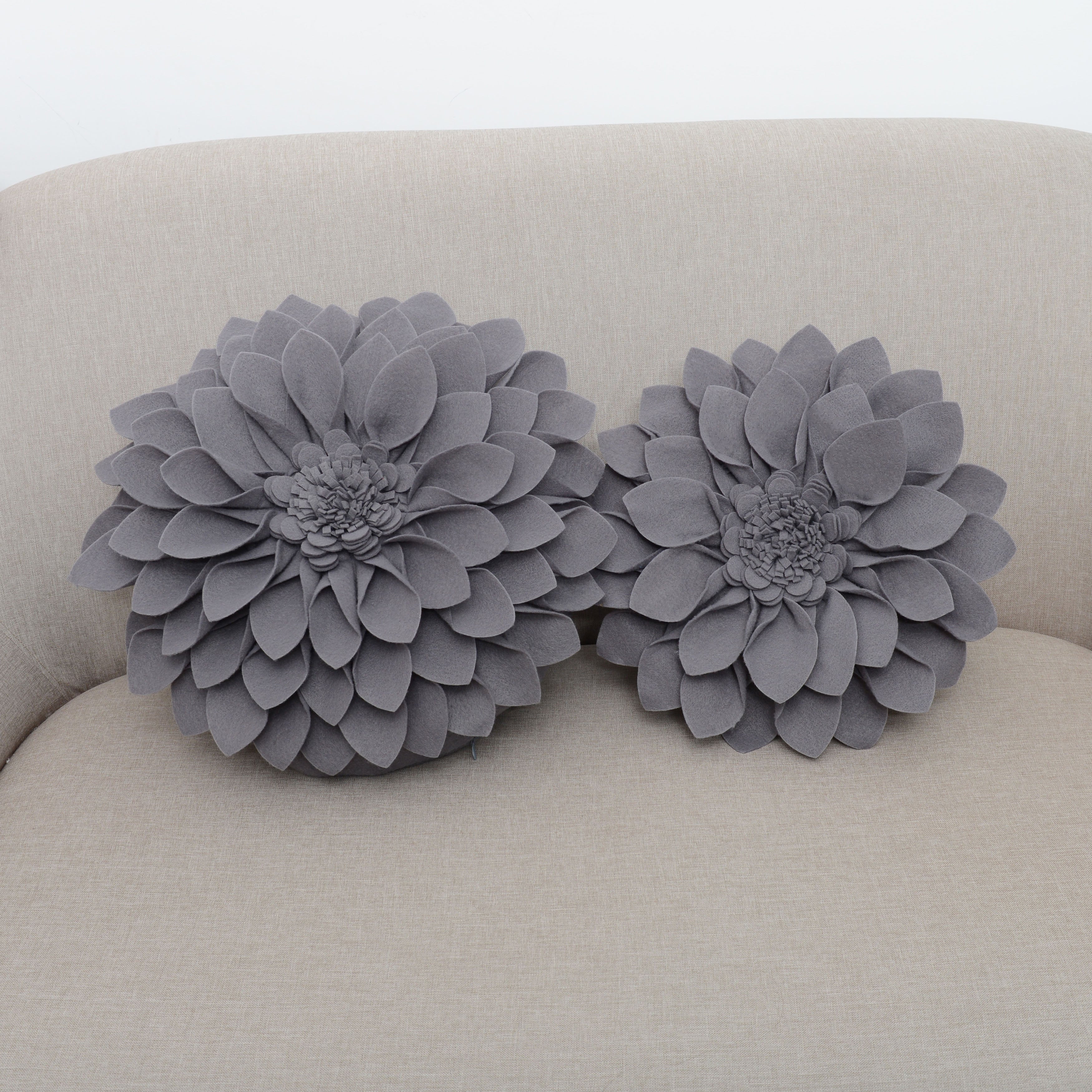 Flower Shaped Felt Throw Pillow