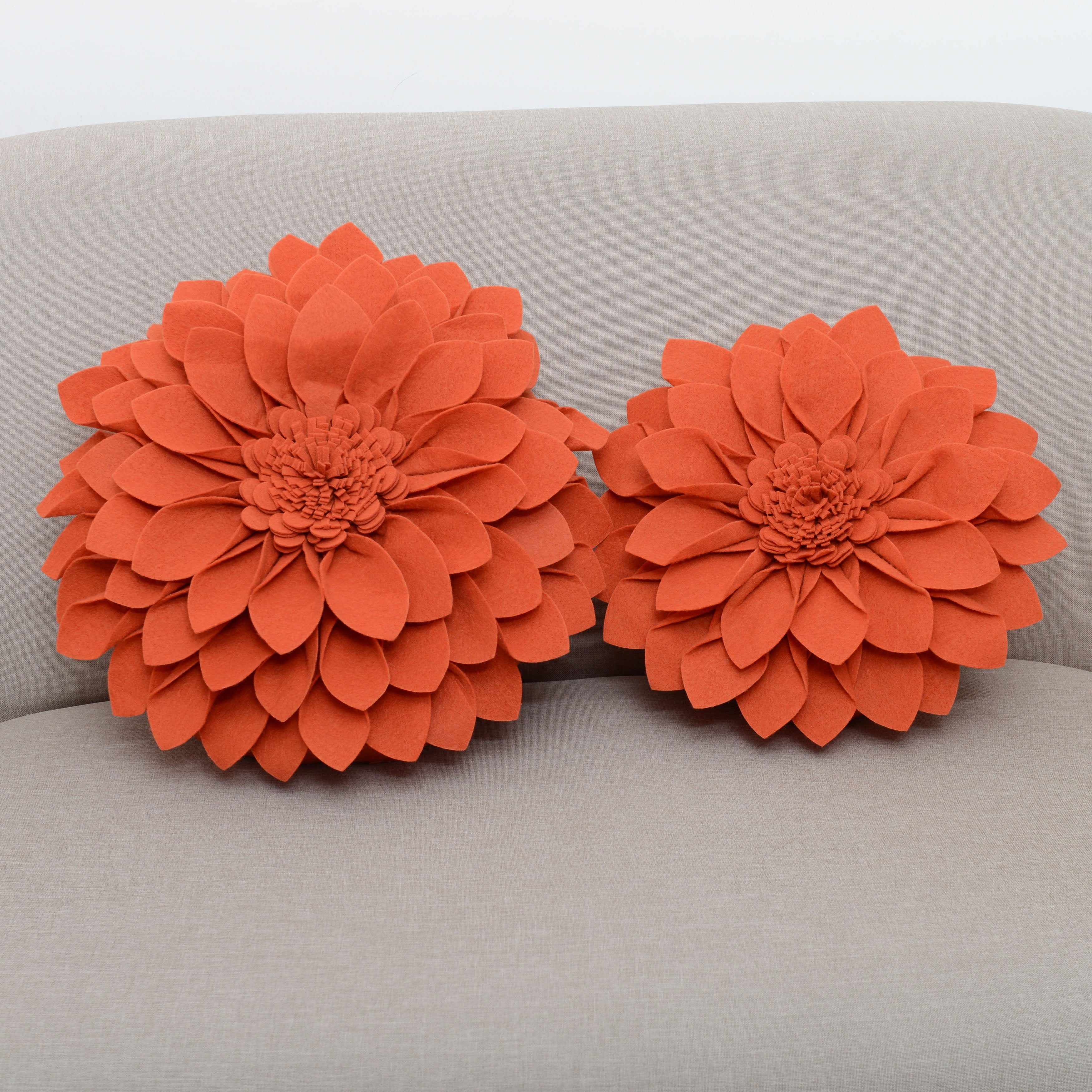Flower Shaped Felt Throw Pillow