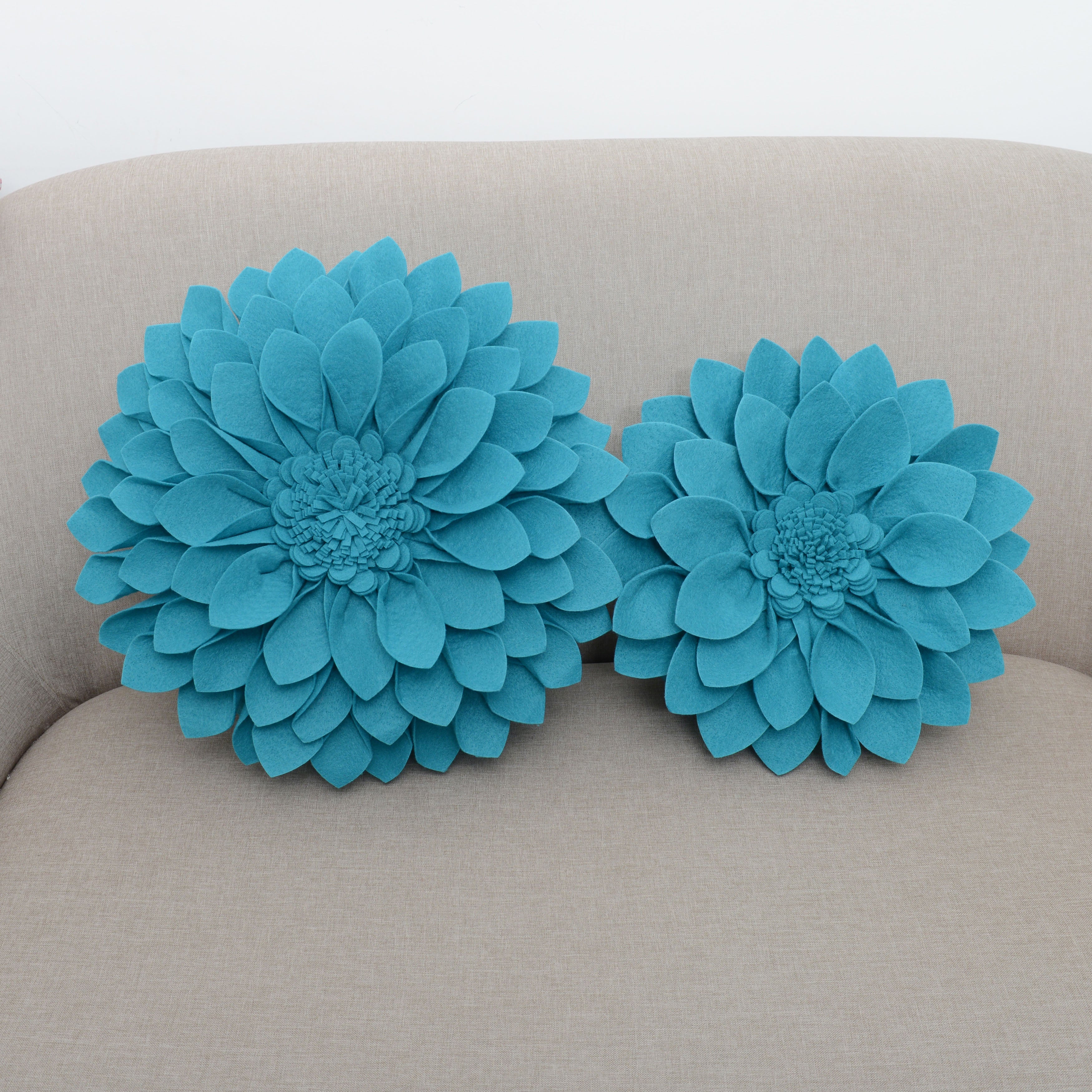 Flower Shaped Felt Throw Pillow
