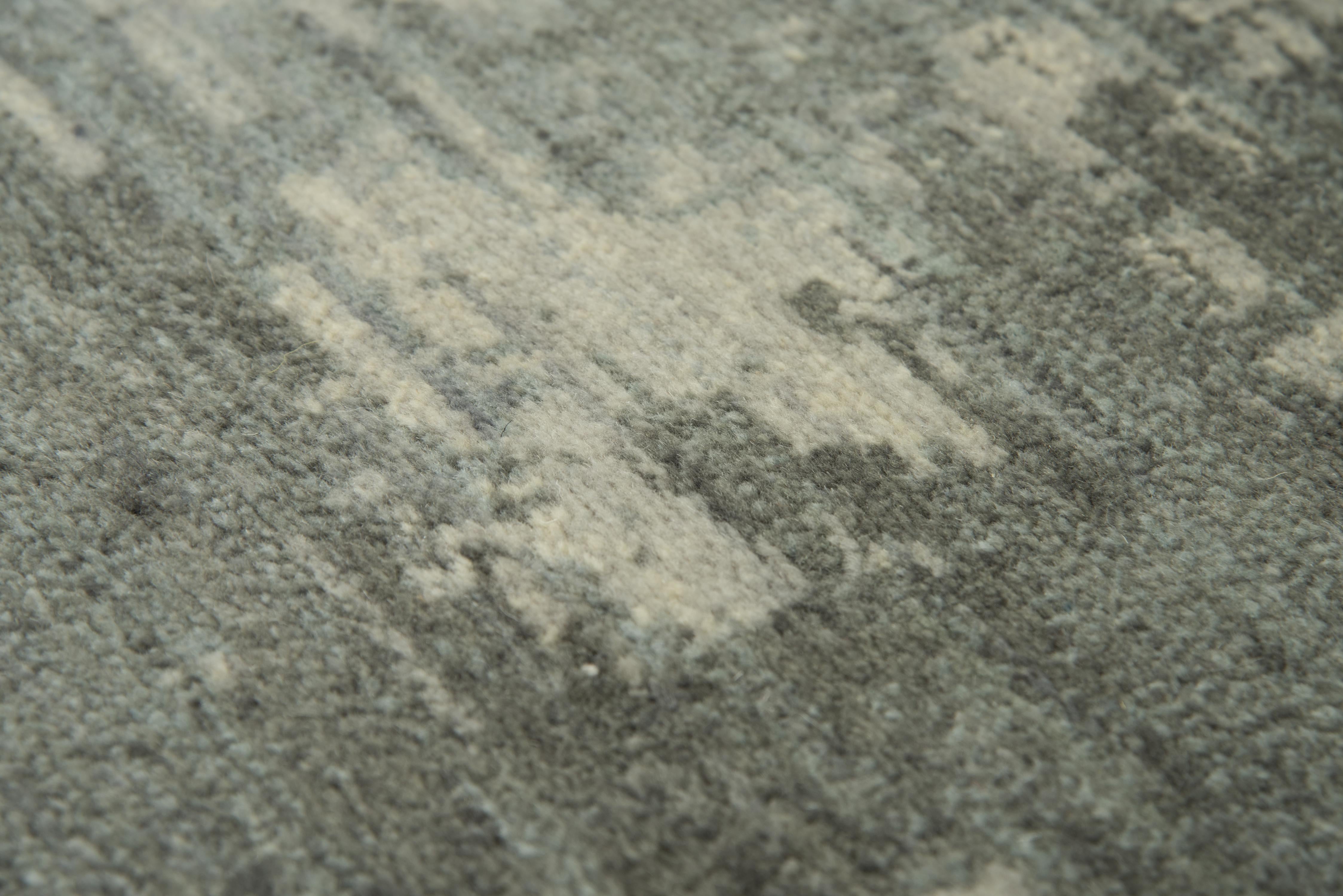 Gossamer Hybrid 100% New Zealand Wool Abstract Rug