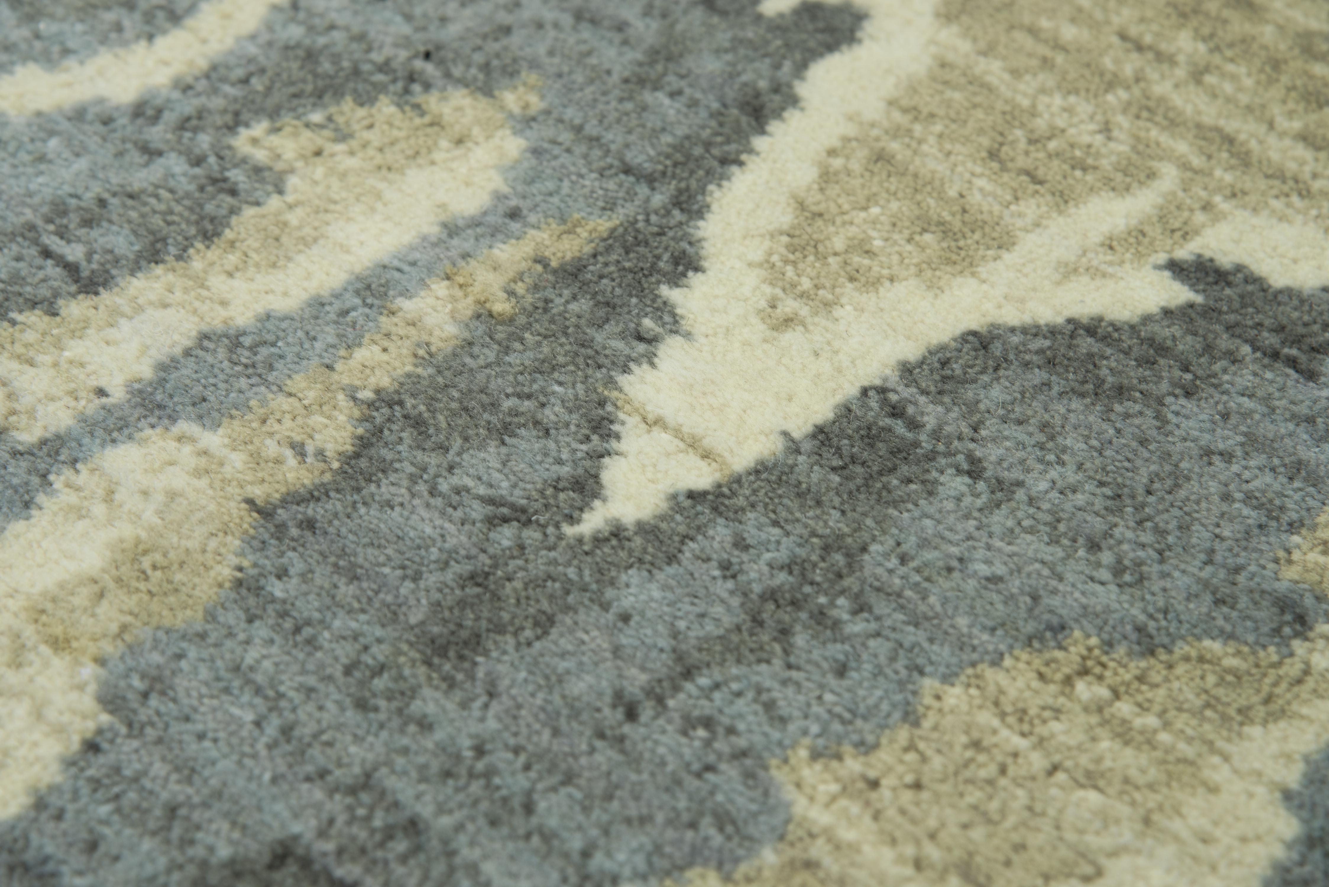 Hybrid 100% New Zealand Wool Abstract Rug
