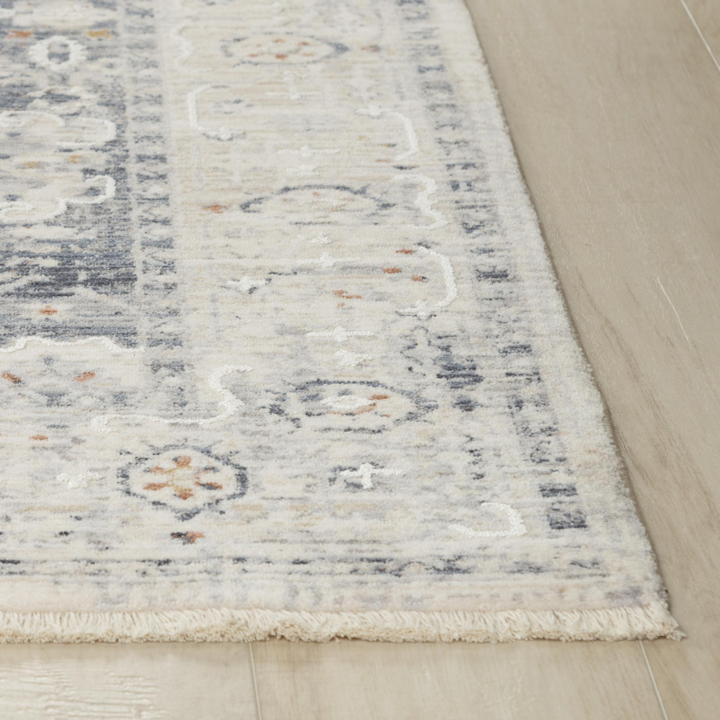 Power Loomed Classic/Persian Area Rug