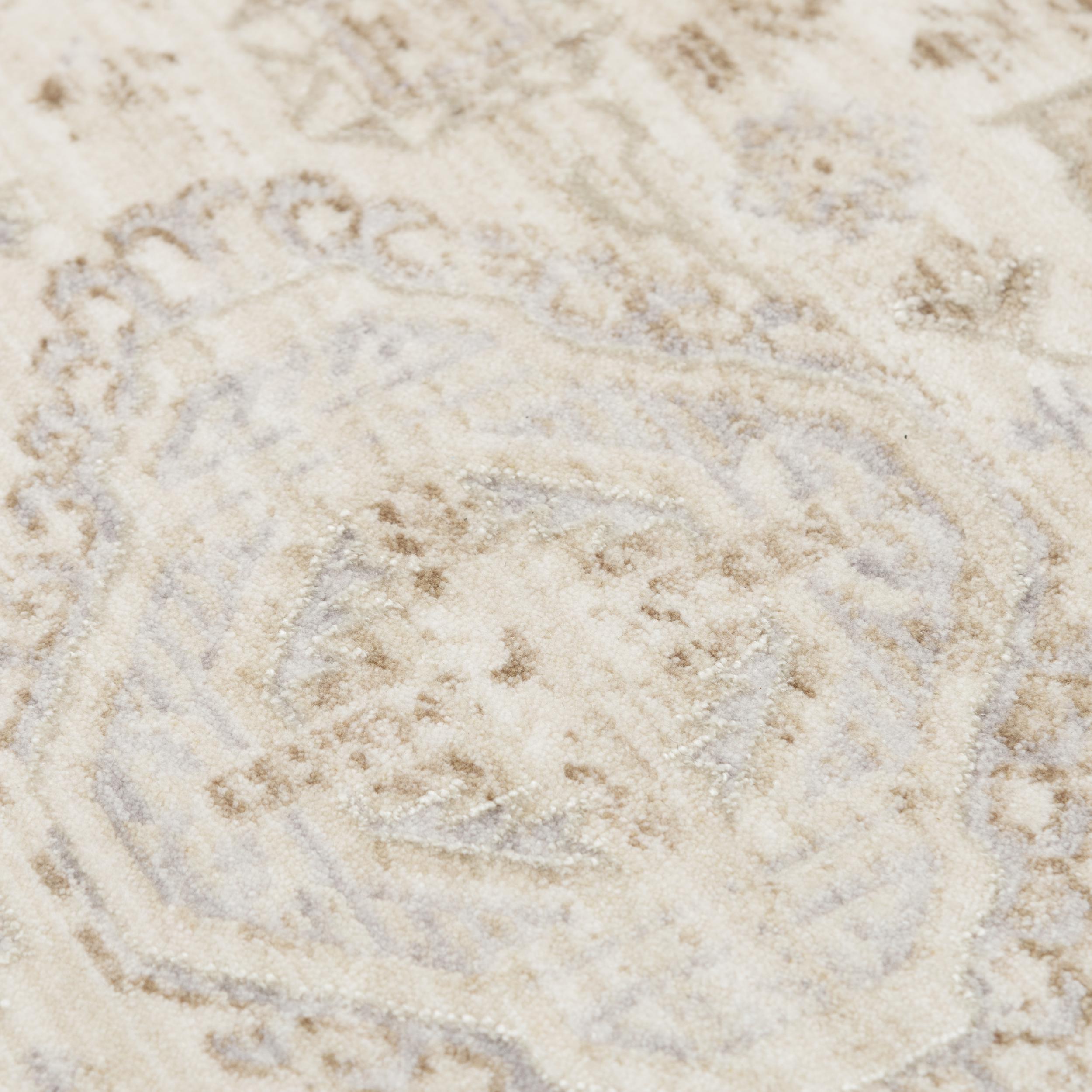 Power Loomed Floral/Medallion Rug