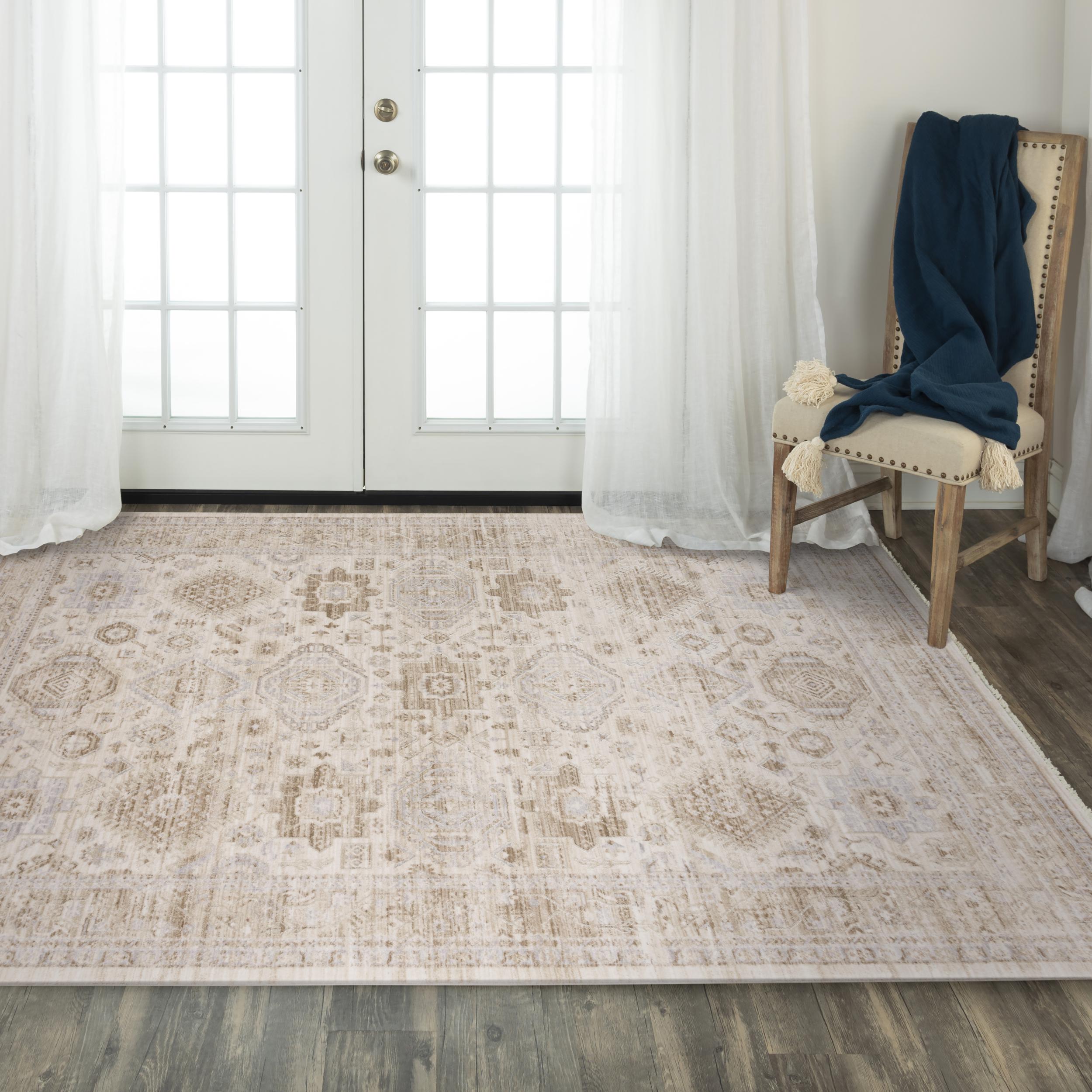 Power Loomed Floral/Medallion Rug