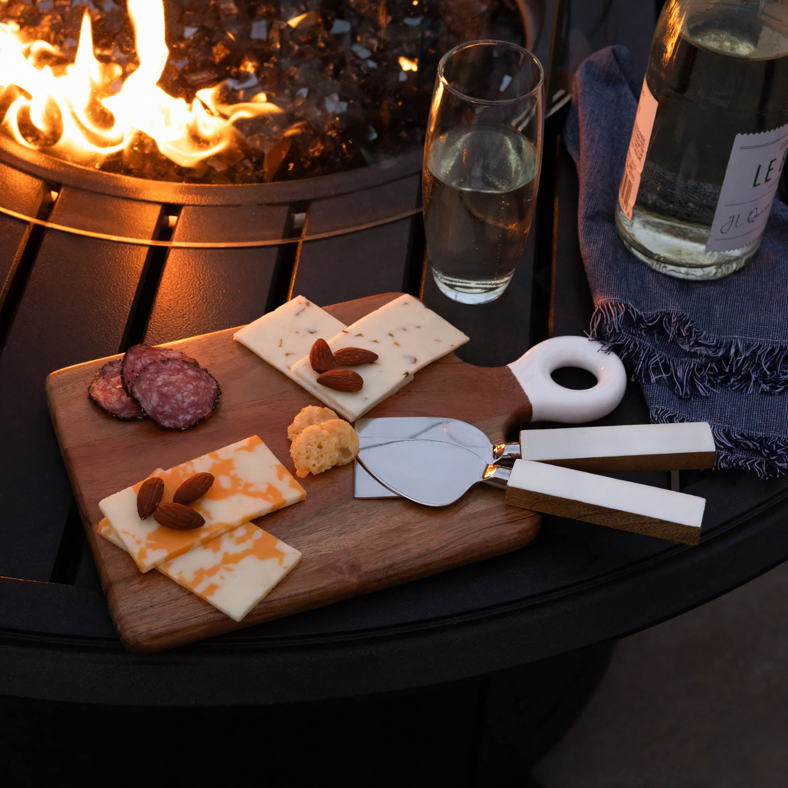 Jeanne Fitz Wood + White Collection, Mini Charcuterie Board and Set of 2 Knives